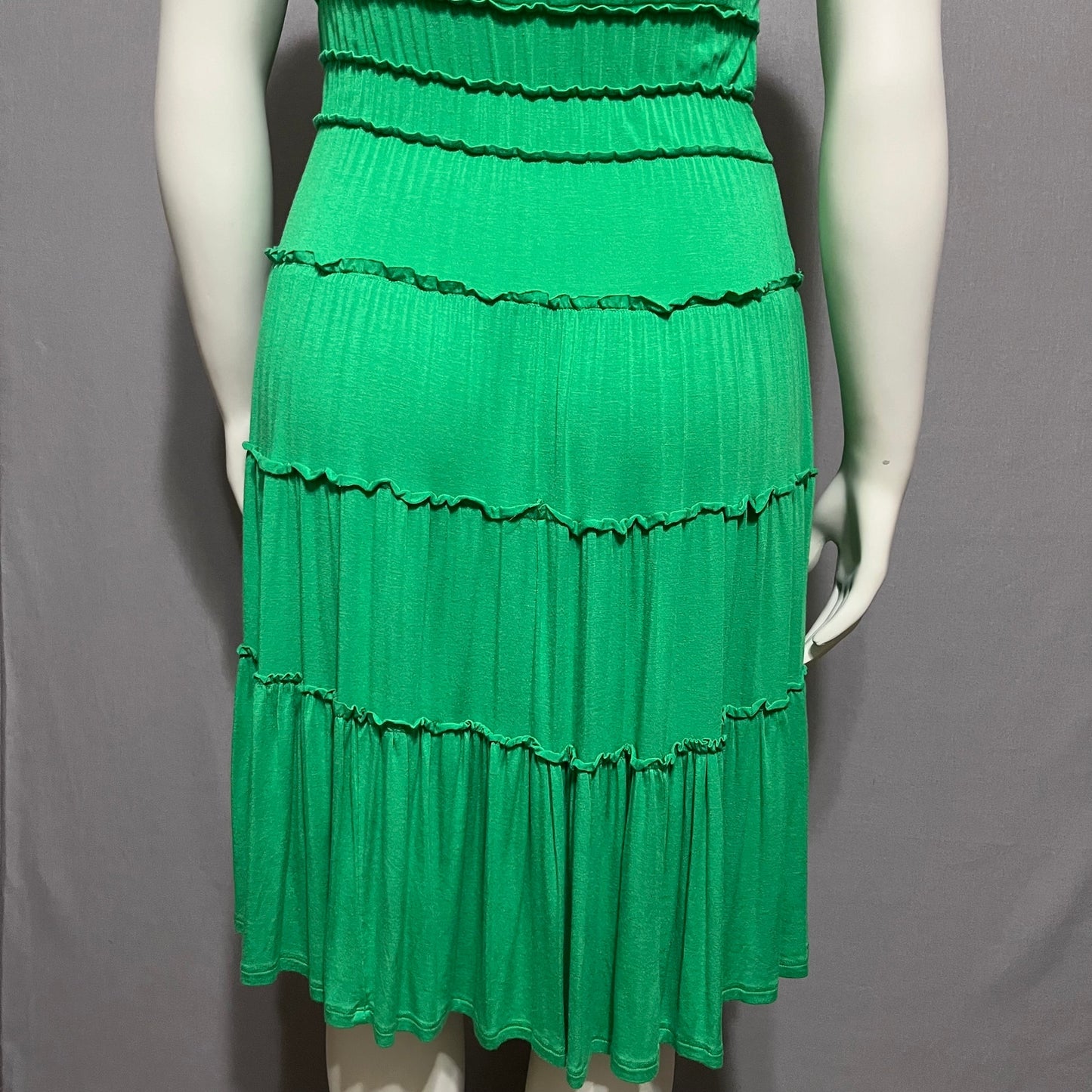 Sangria Sleeveless Green Layered Gathered Pleated Knee Length Dress Sz-Medium