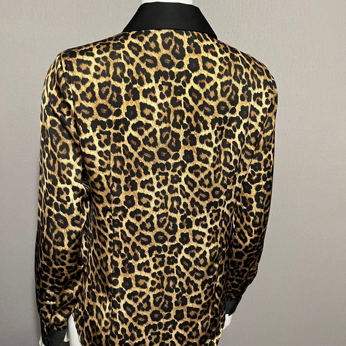 Michael Kors Cheetah Print Satin Blouse Sz- Medium Petite