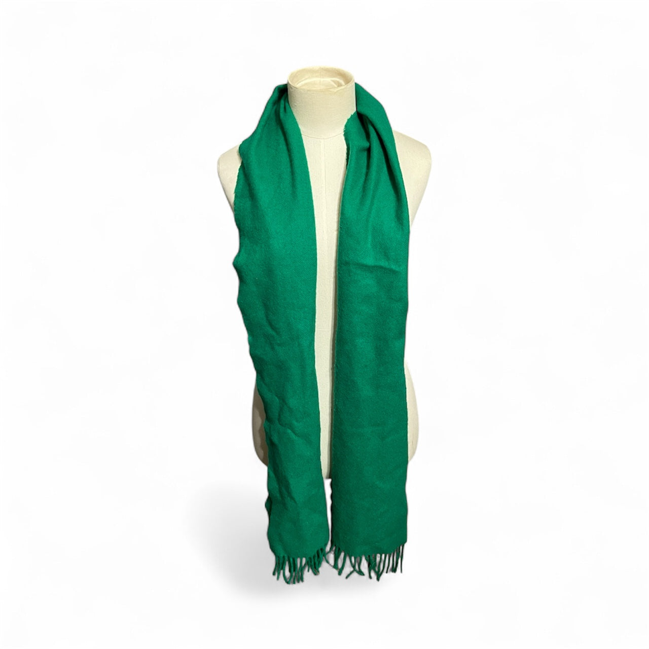 VTG Neiman Marcus 100% Lambswool Kelly Green Fringe Scarf