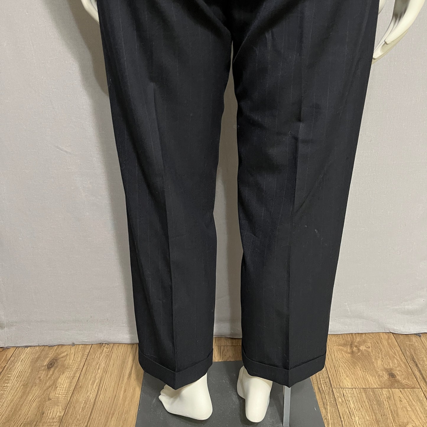 Brooks Brothers 2 Pc Pinstripe Men’s Unisex Pants Suit Sz-Medium/Large