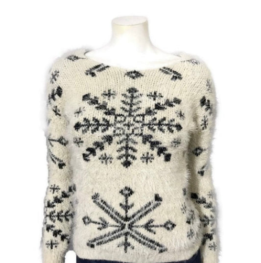Finn & Clover Fuzzy Snowflake Sweater Sz-Small