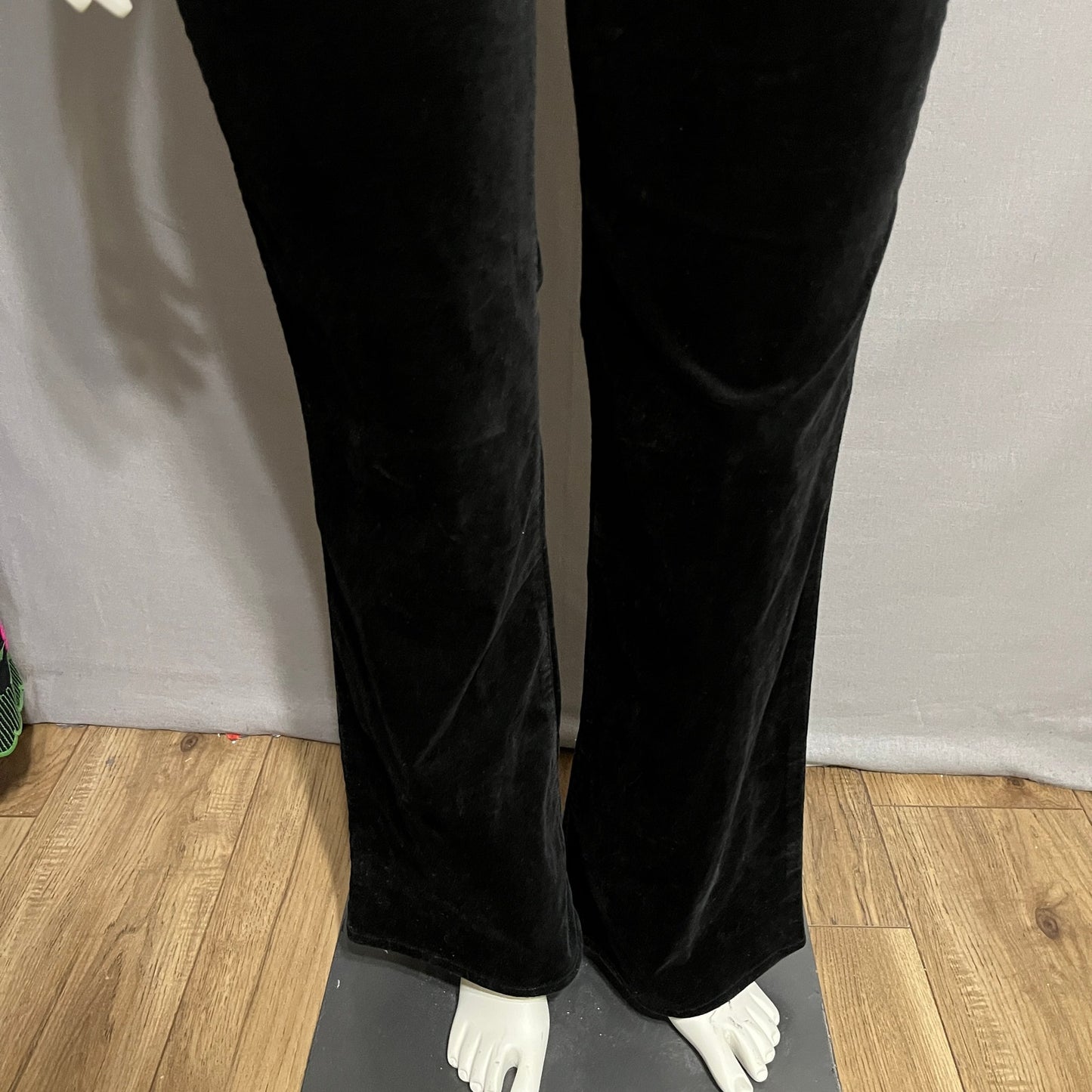 Eddie Bauer Women’s Black Velvet Cotton Flared Pants Sz-14
