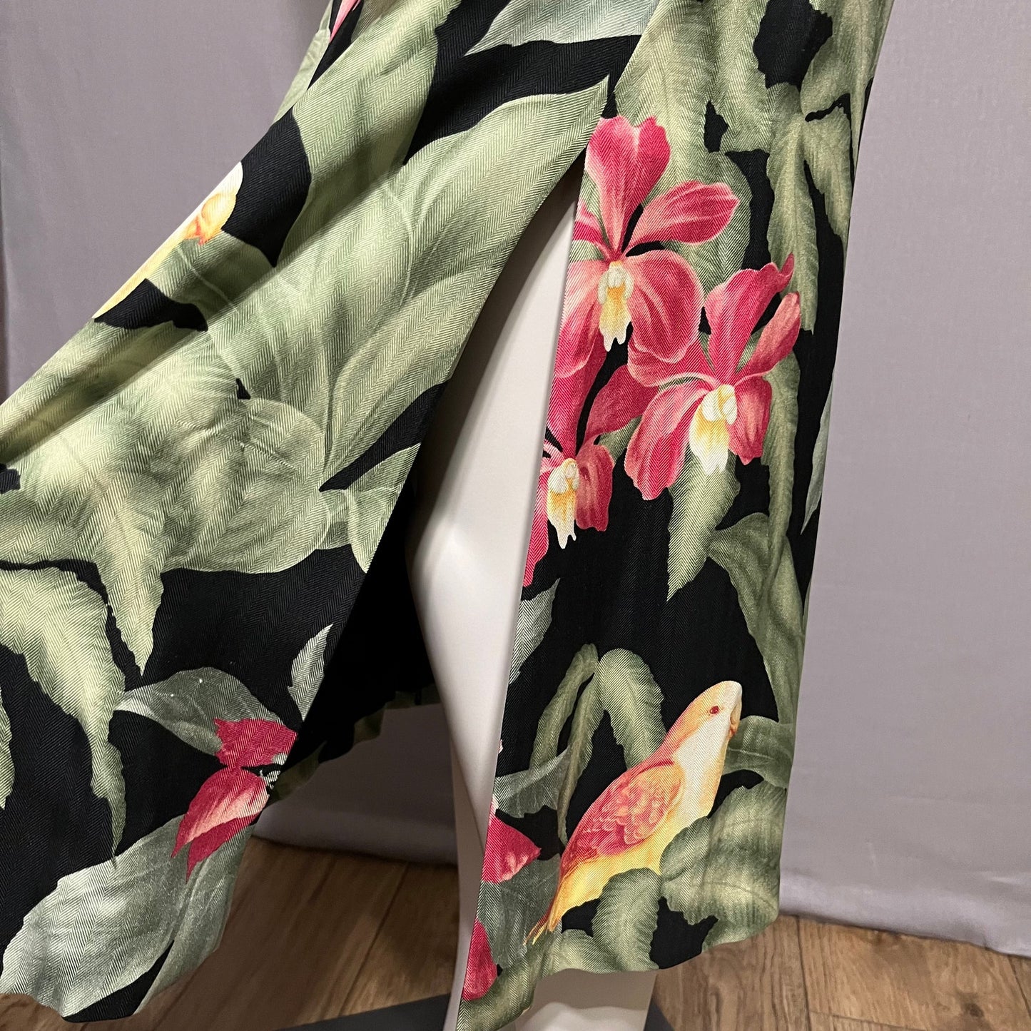 Vintage Tommy Bahama Tropical Parrot Print 100% Silk Floral Maxi Dress Sz-10