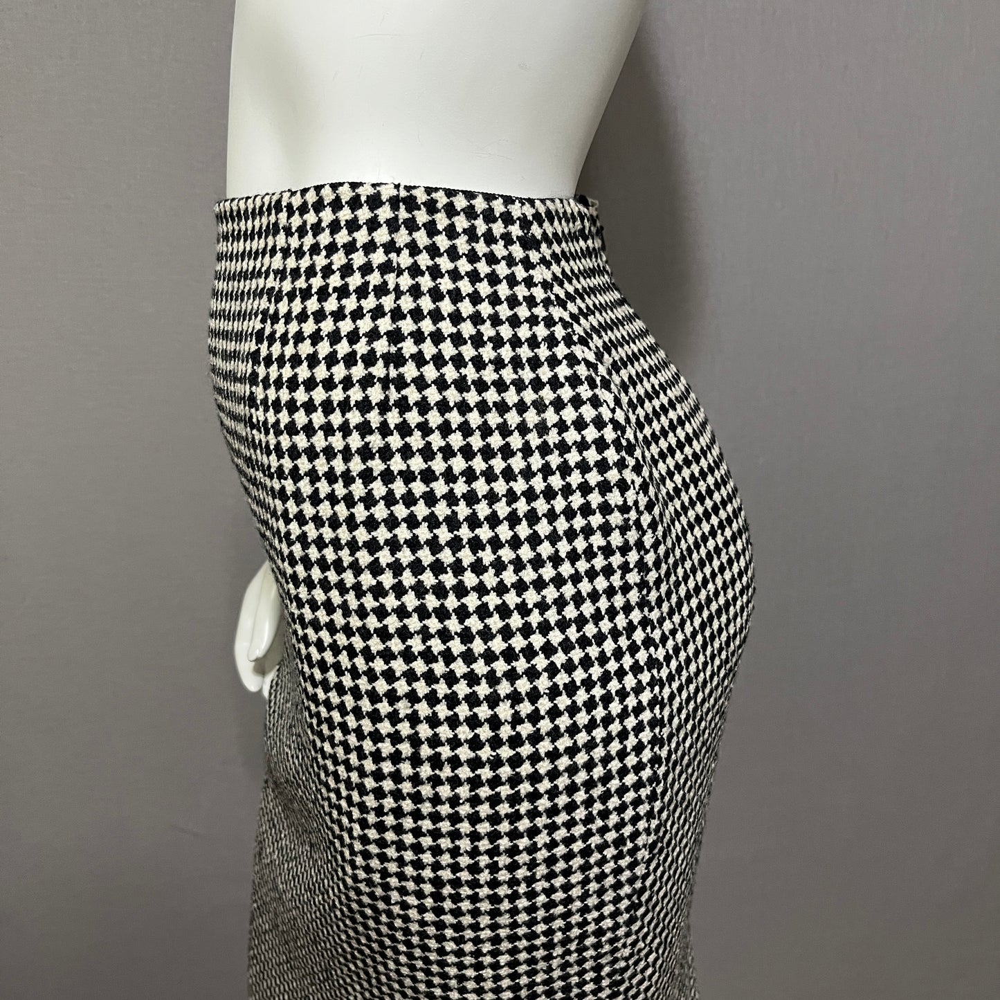 Carlisle Houndstooth Pencil Knee Length Wool Skirt Sz-6