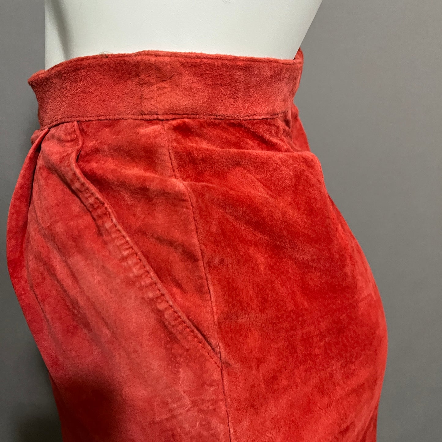 Toffs Red Suede Leather Pencil Skirt Sz-4