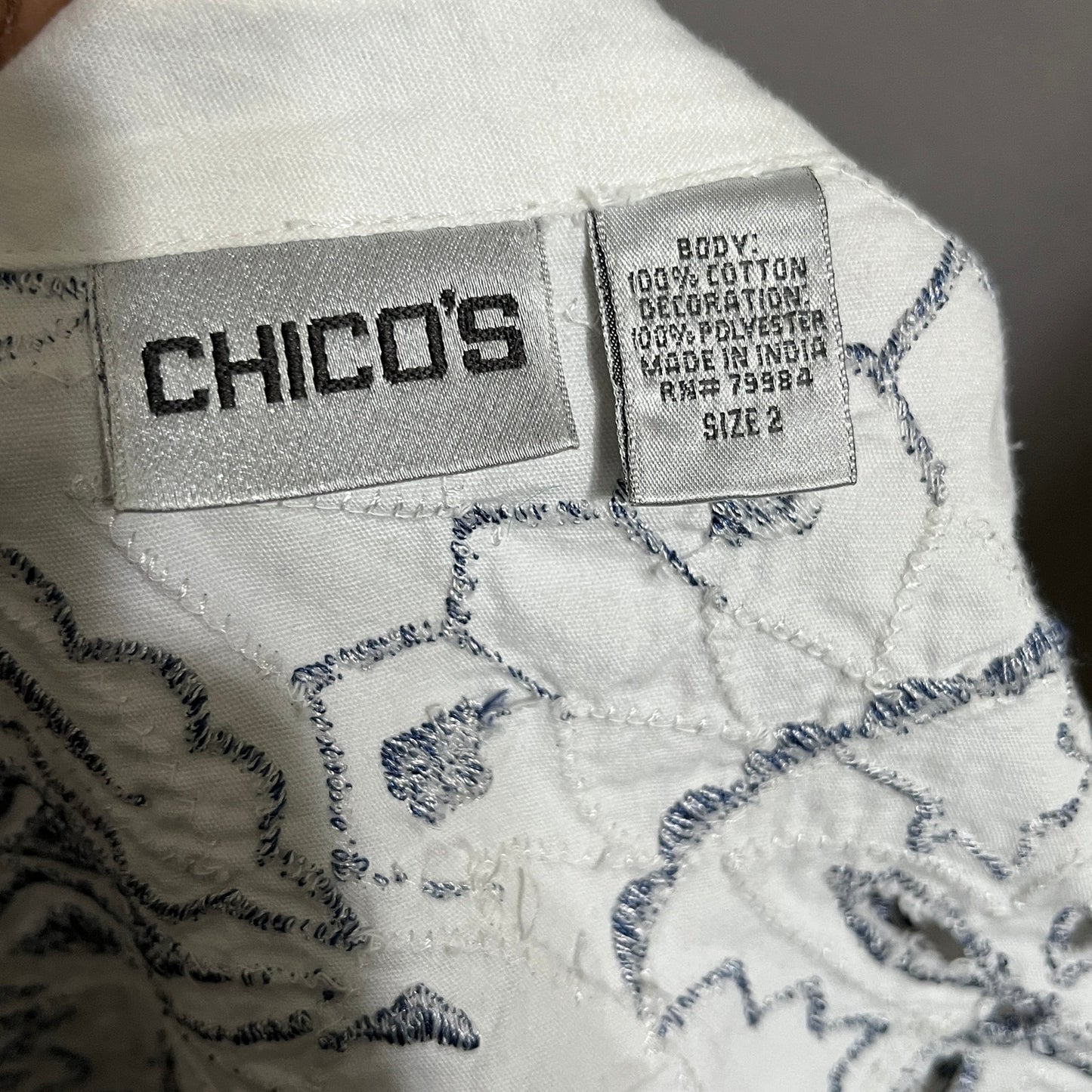 Chicos Women’s Cotton Jacket Embroidered Eyelet Scalloped Edge Sz-2 Medium