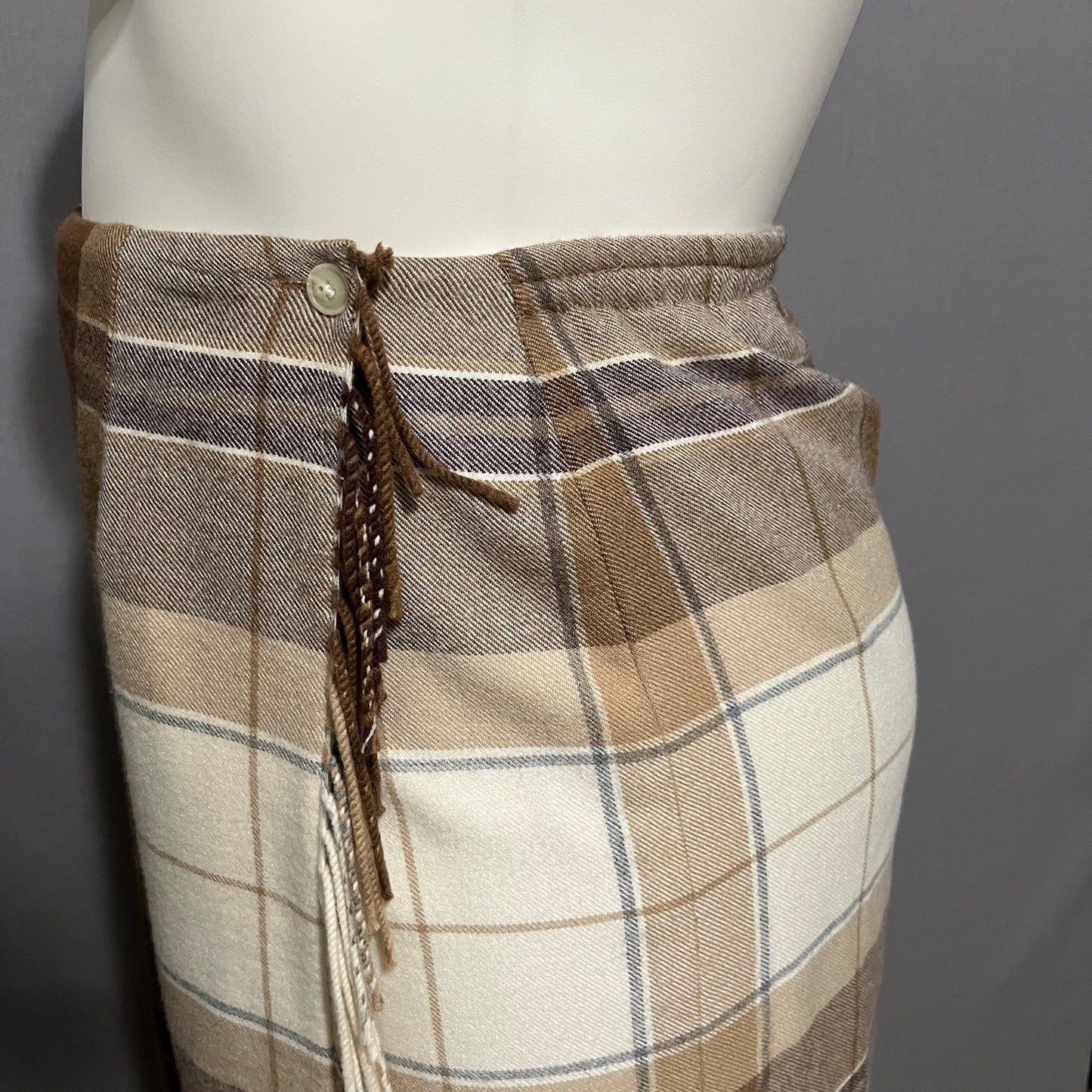 Talbots 100% Lambswool Plaid Wrap Quilted Brown Cream Skirt Sz-14W