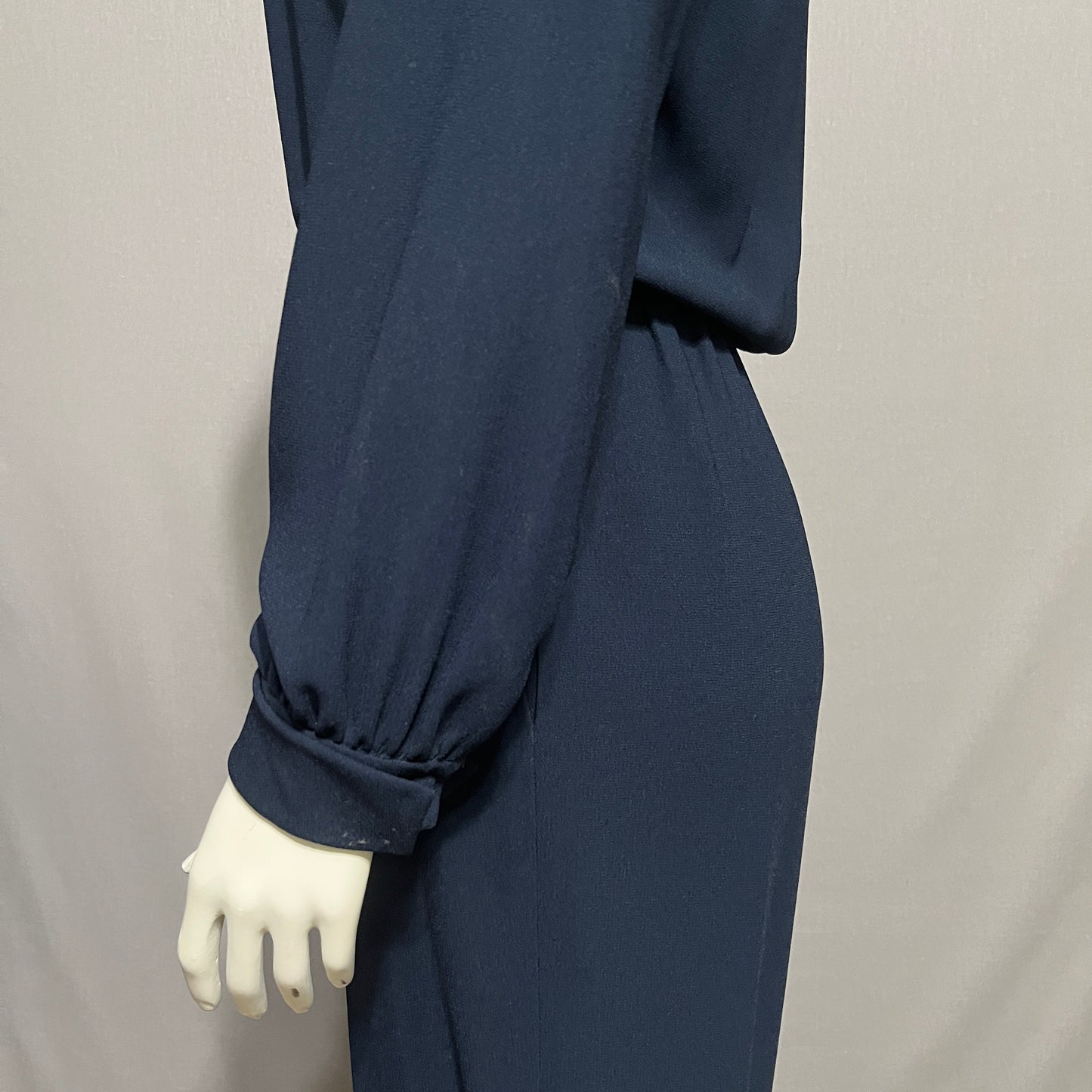 Liz Claiborne Vintage Navy Collard Long Sleeve Jumpsuit Sz-10
