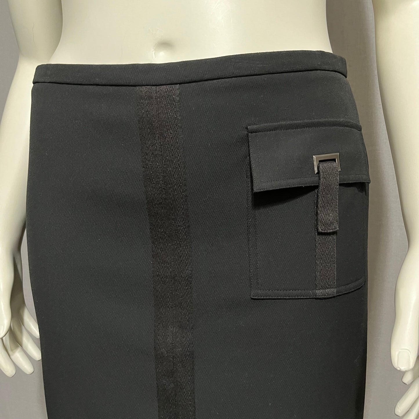 BCBG Maxazria Black Cargo Style Front Zip Pencil Skirt Sz-12