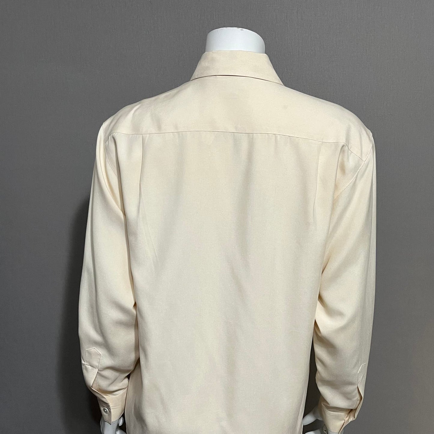 Corbin Collection 100% Silk Cream Button Front Casual Shirt Sz 4