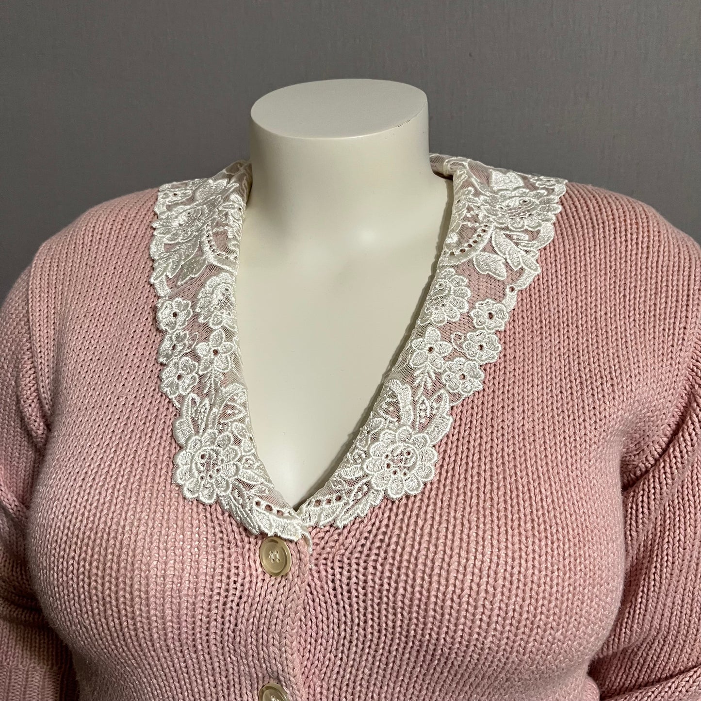 Vintage Chaus Light Pink Lace Collar Cardigan Sweater Petite