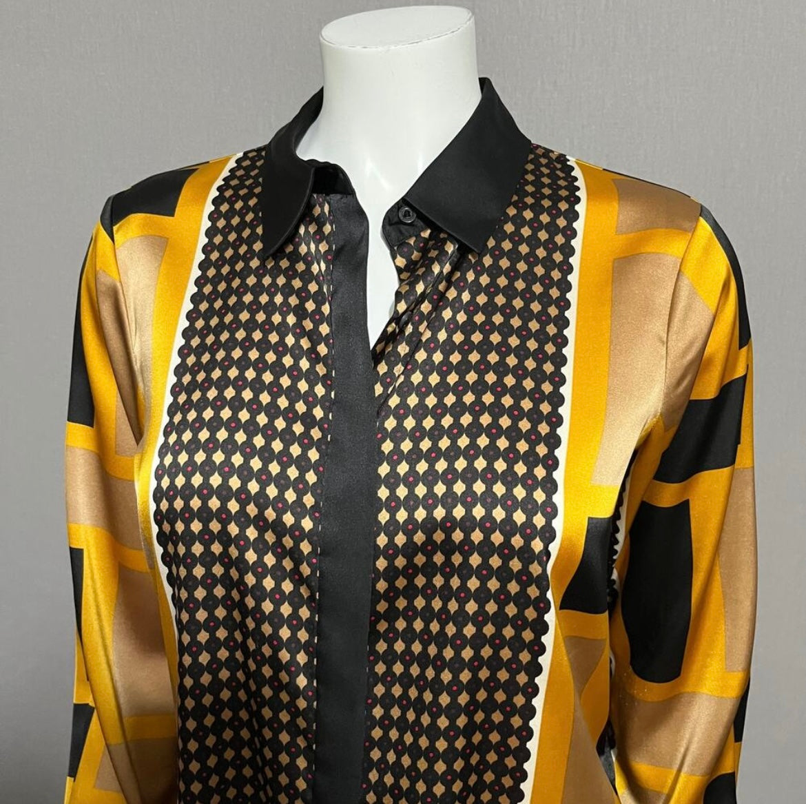 Calvin Klein Geometric Gold & Black Satin Blouse Sz-Small