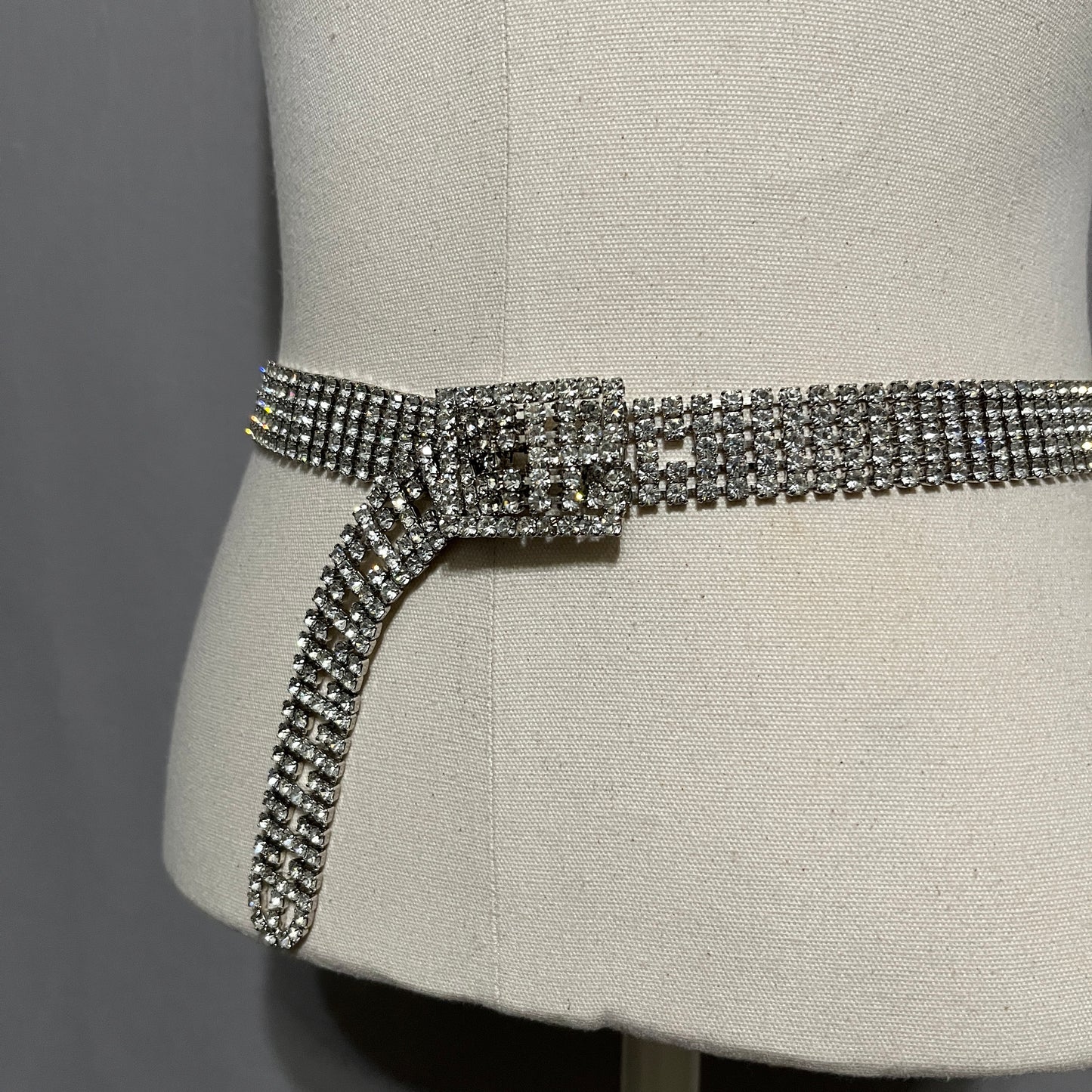 Neiman Marcus Silver Rhinestone Sparkle  Belt Sz-Med/Lg