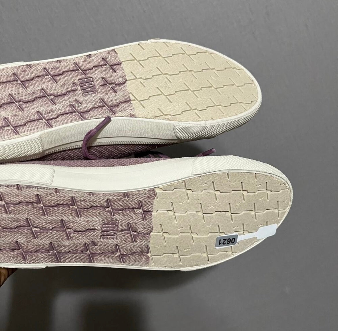 Frye Purple Canvas Lace Up Sneakers Sz-8