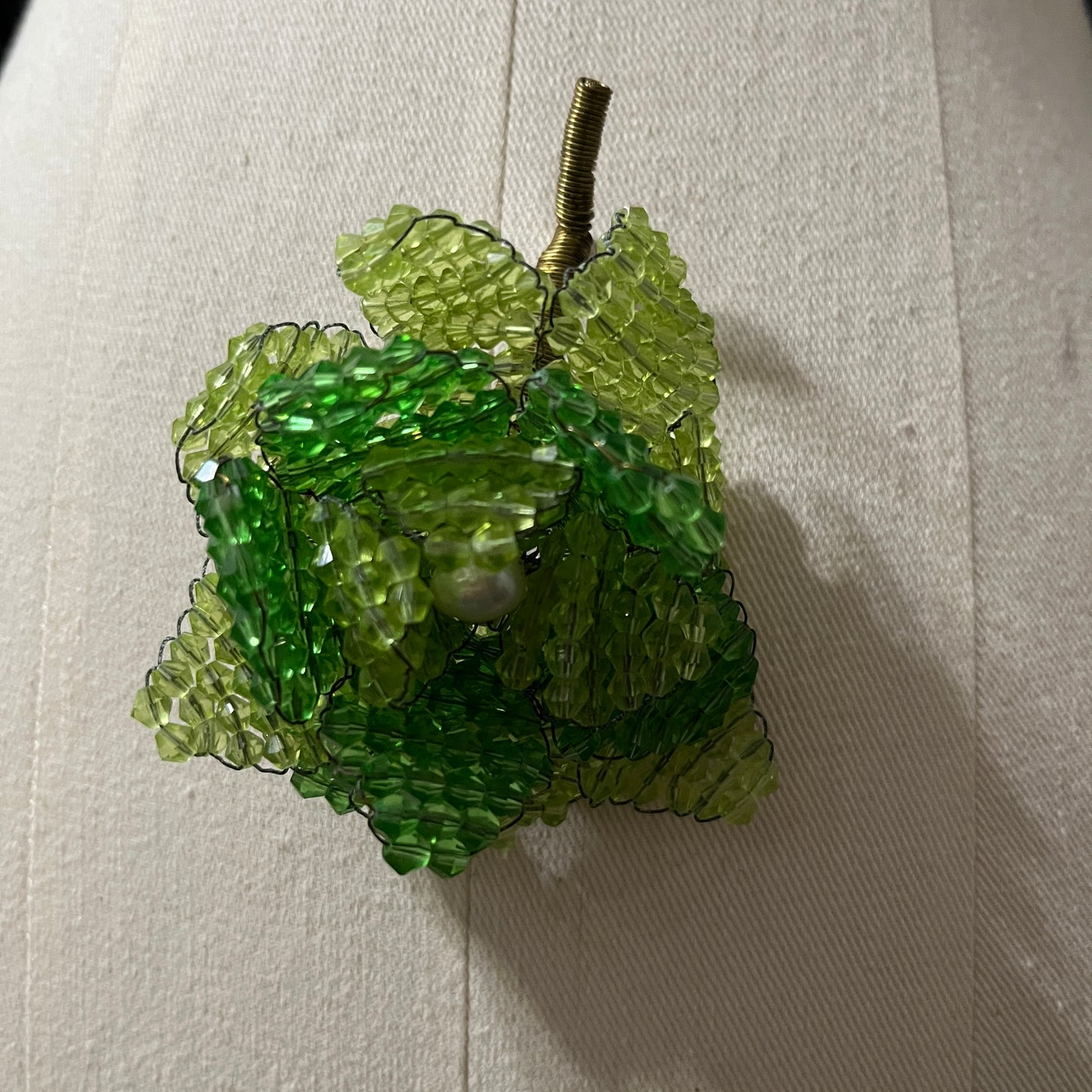 Green Beaded With Pearl Brooch Pin