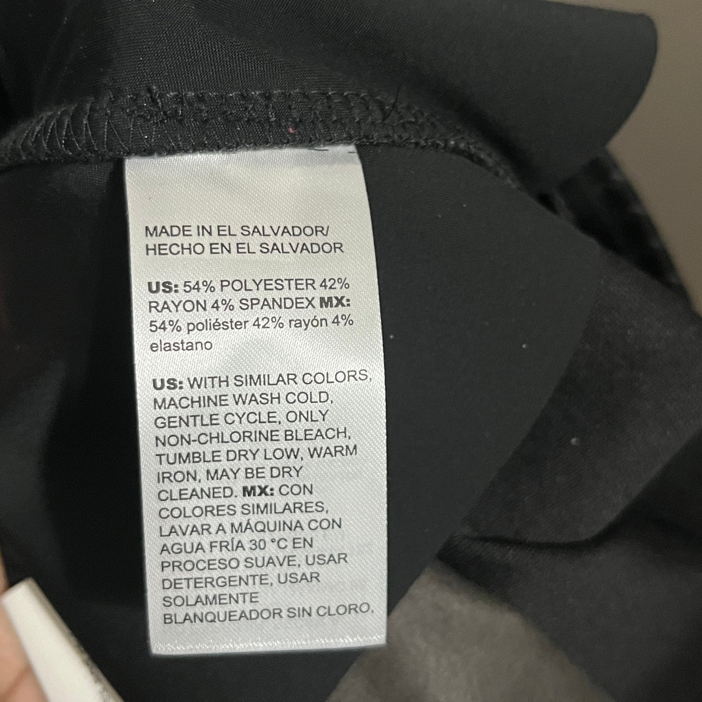 Chico's Elegant Black Slimming Check Print Ankle Pant Sz-2R