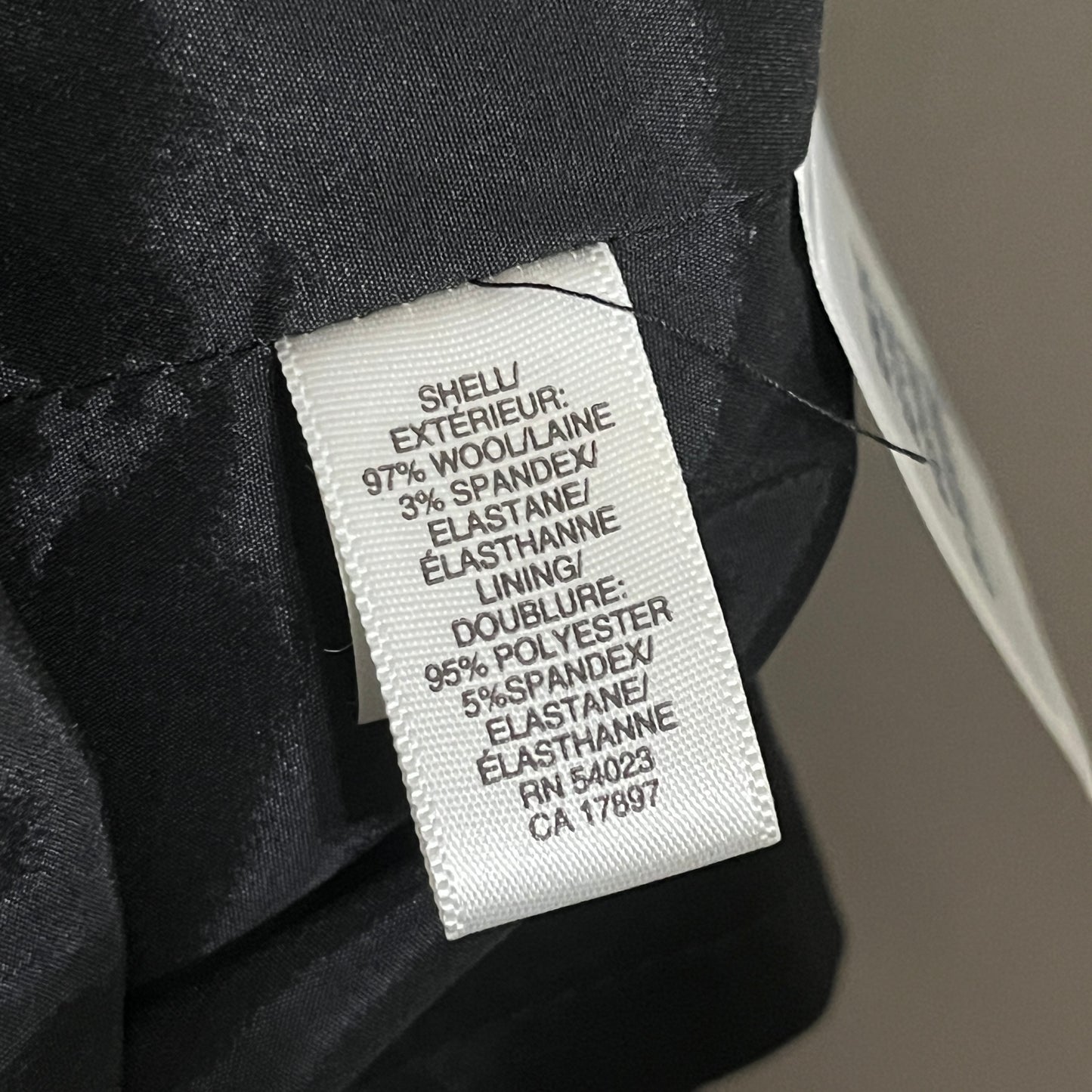 Prize Black Wool Career Fit n Flare Skirt Sz-16