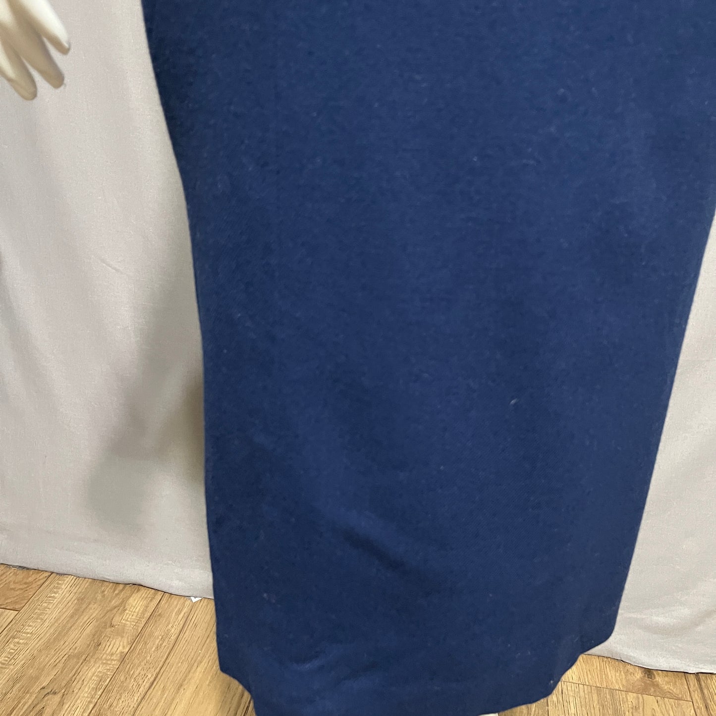 Pendleton Navy Wool pencil skirt size 16