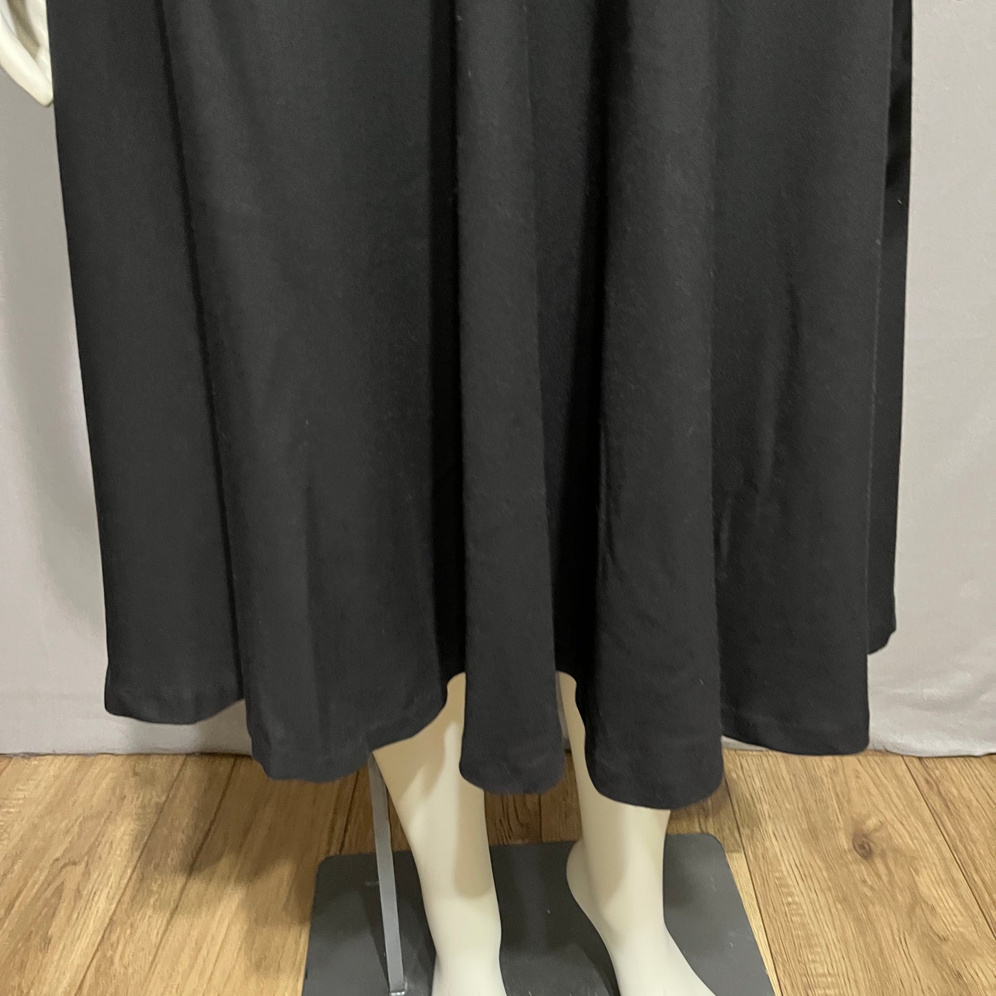 Russ Classic Black A-Line Skirt