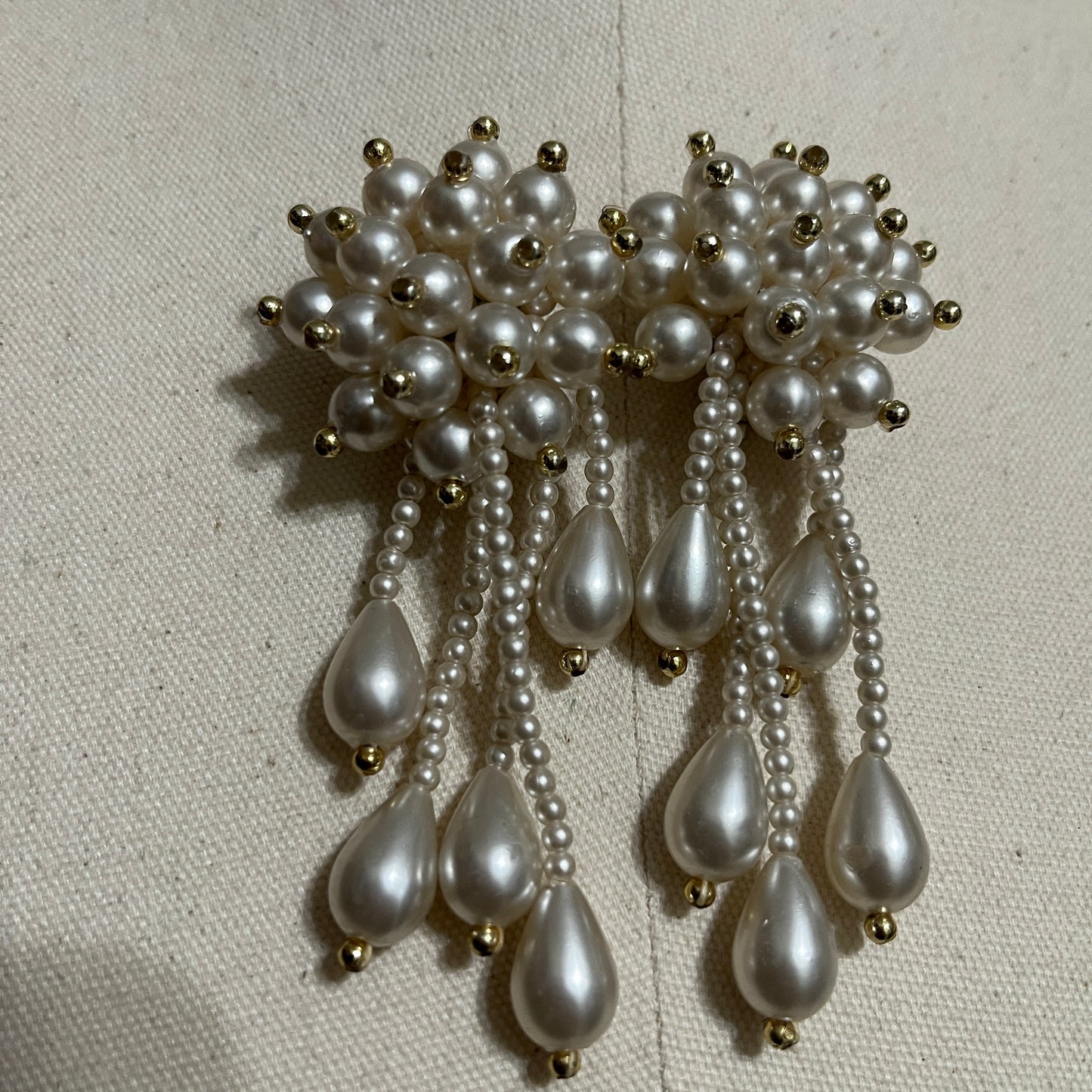 Vintage Pearl Cluster Clip On Earrings