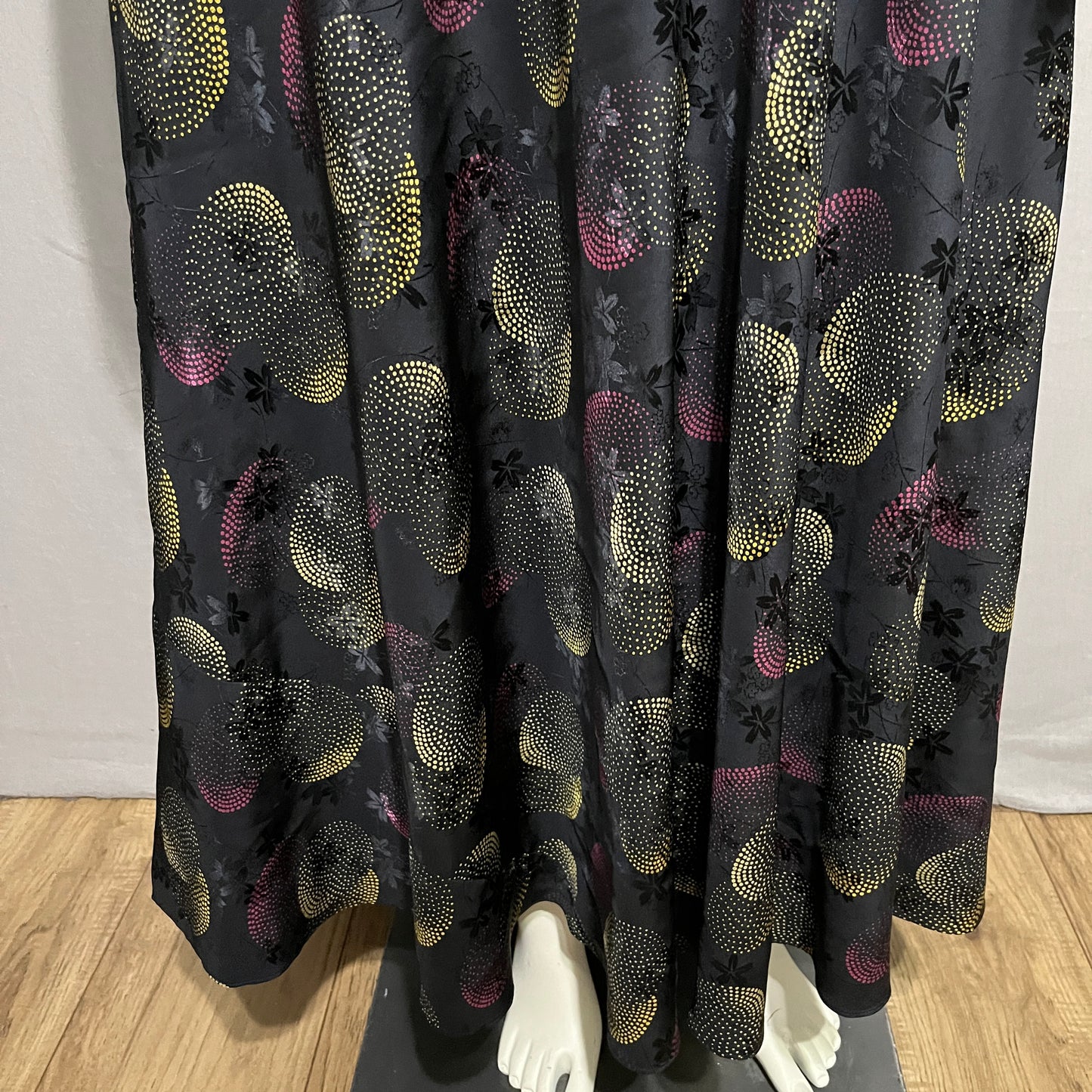 Jones New York Black and Gold A-Line Skirt