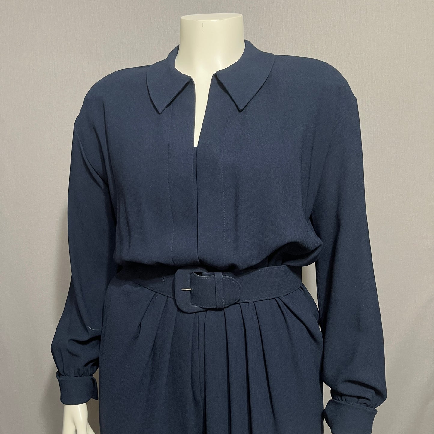Liz Claiborne Vintage Navy Collard Long Sleeve Jumpsuit Sz-10