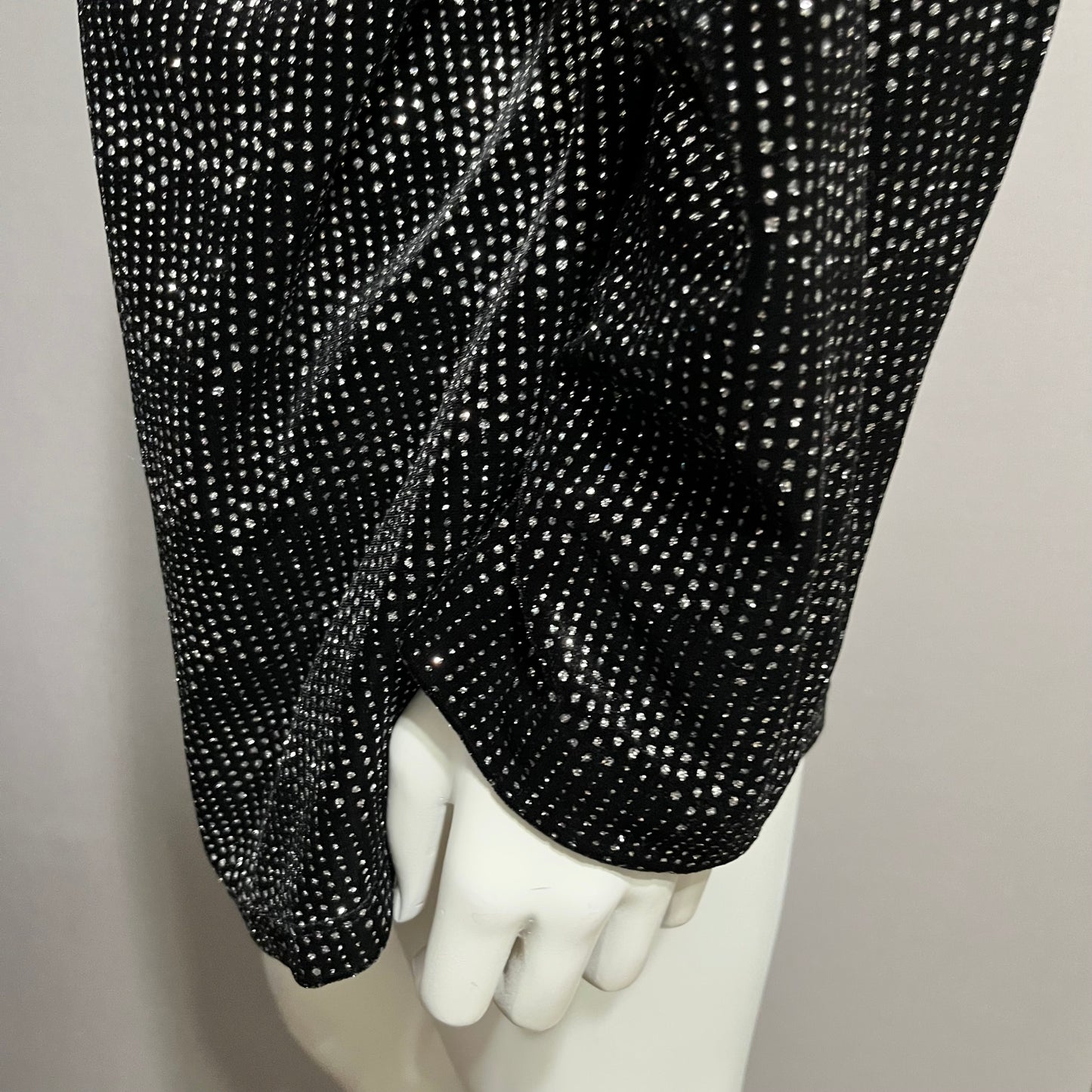 Notations Silver Glittery With Black Velvet Top Sz-2X