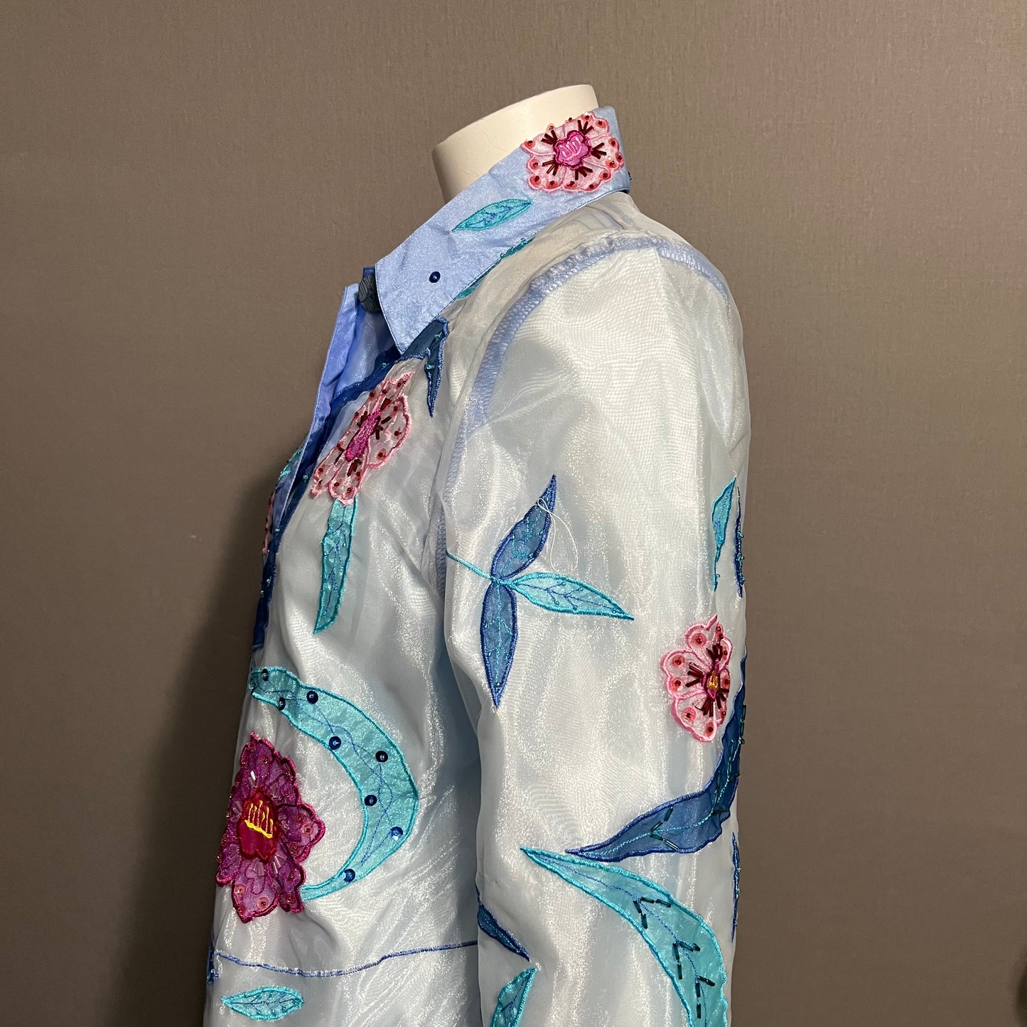 Bala Bala Light Blue Embroidered Floral Lightweight Jacket Sz-Large