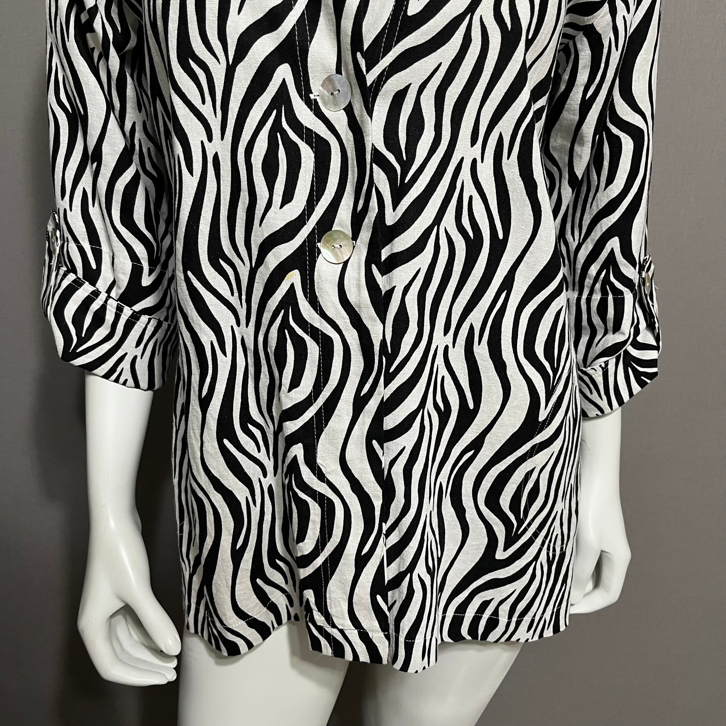 Talie Black Zebra Print Linen  / Viscose Shirt Sz-Medium