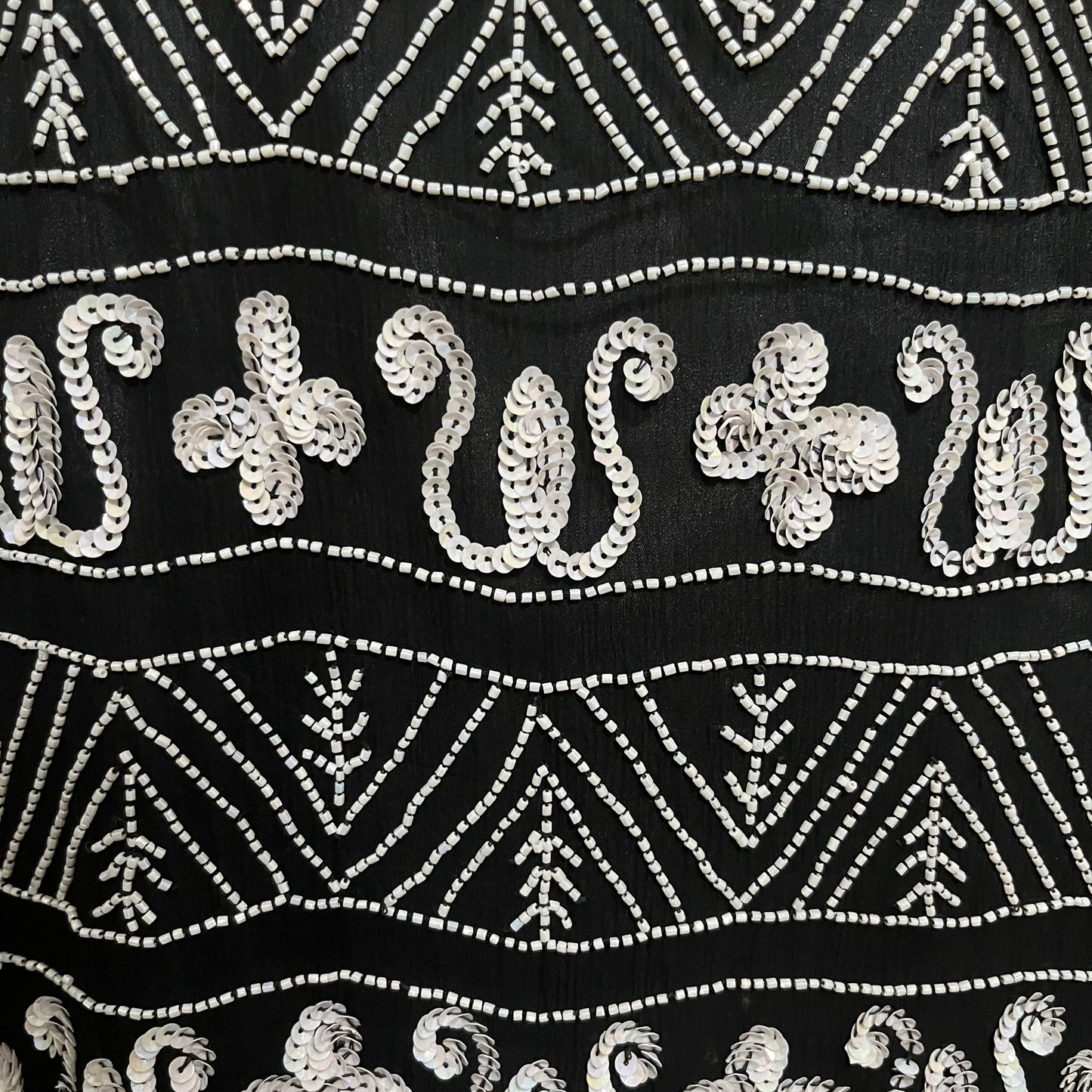 Papell Boutique 100% Silk Black With White Beaded Tunic Top Sz-Large