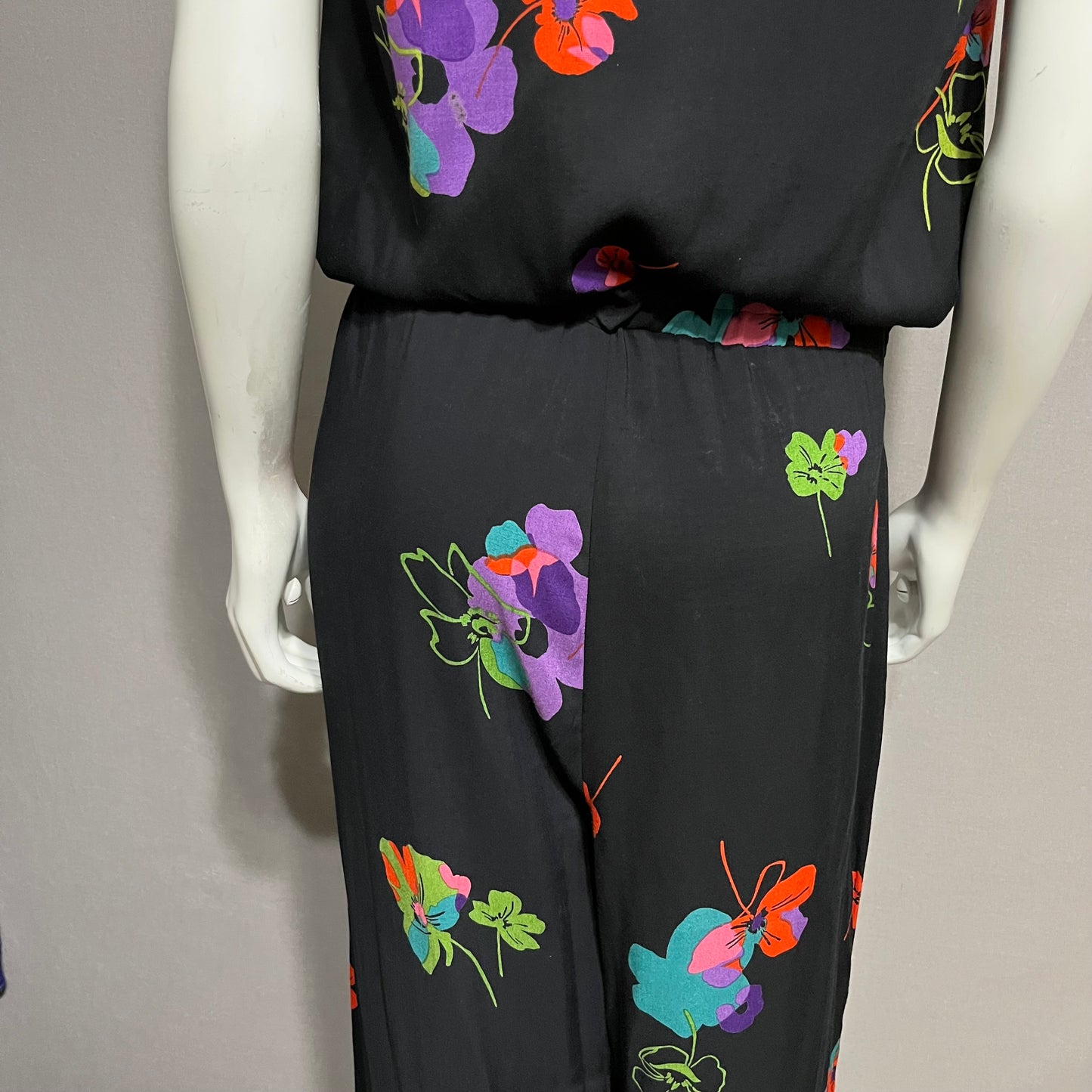 Angels Ribbons Black Floral Print Jumpsuit Sz-12