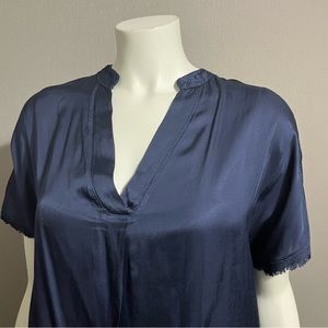 Clothe Made In Italy Navy Short Sleeve Blouse Sz-Large