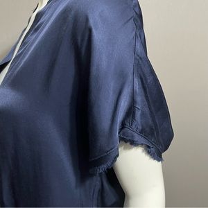 Clothe Made In Italy Navy Short Sleeve Blouse Sz-Large