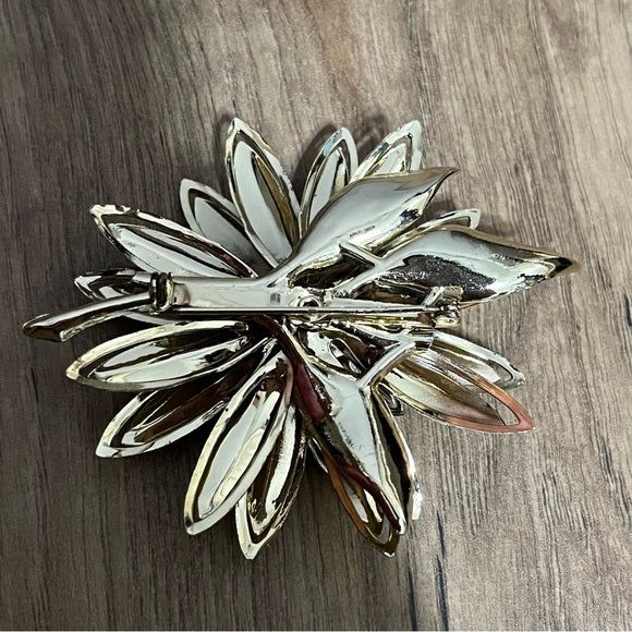 Gold Flower Brooch