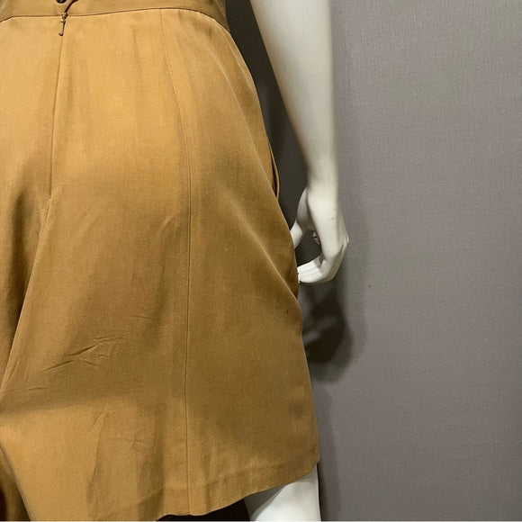Vintage Episode Camel 100% Silk Shorts Sz-8