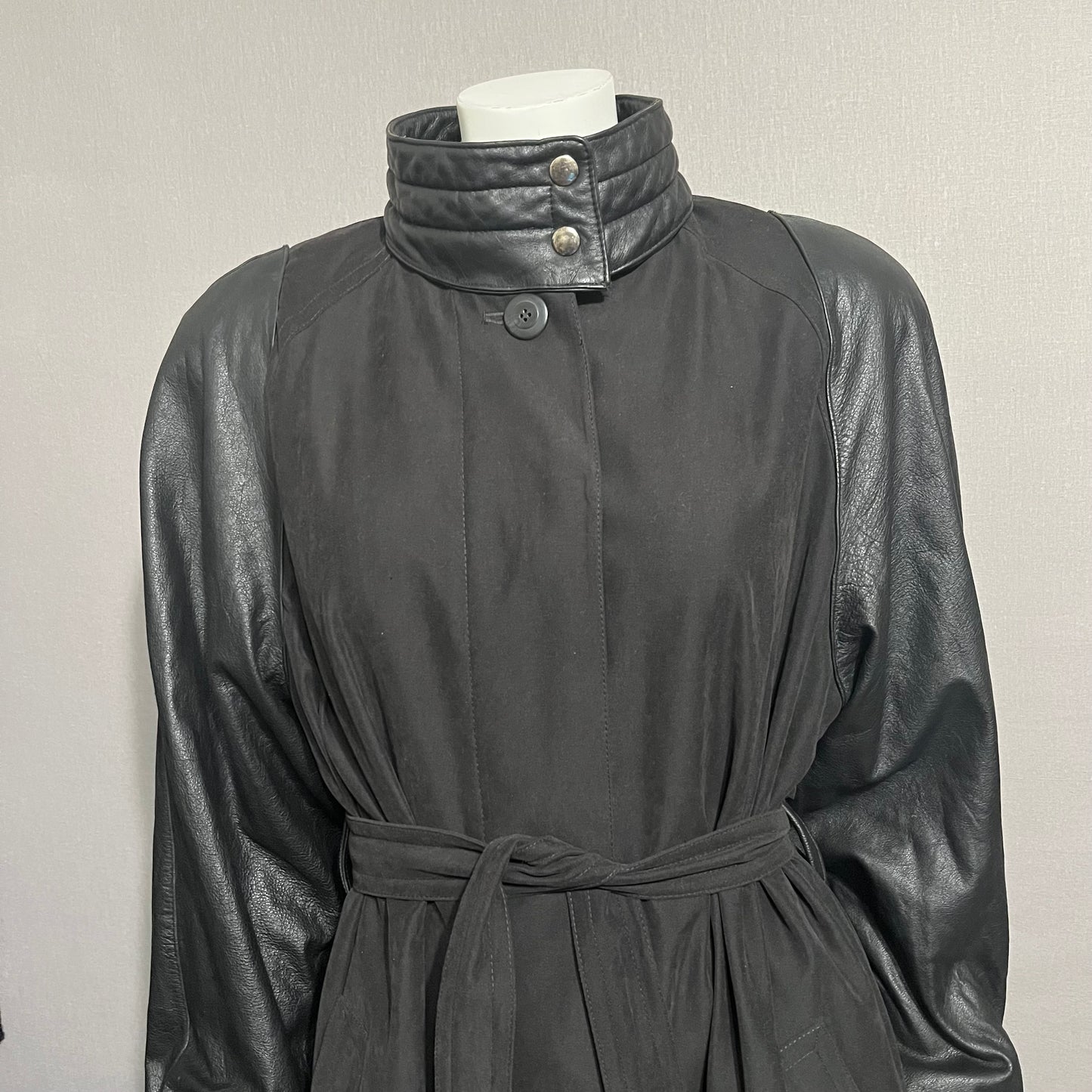 Custom Genuine Leather Sleeve Black Trench Jacket Sz-14