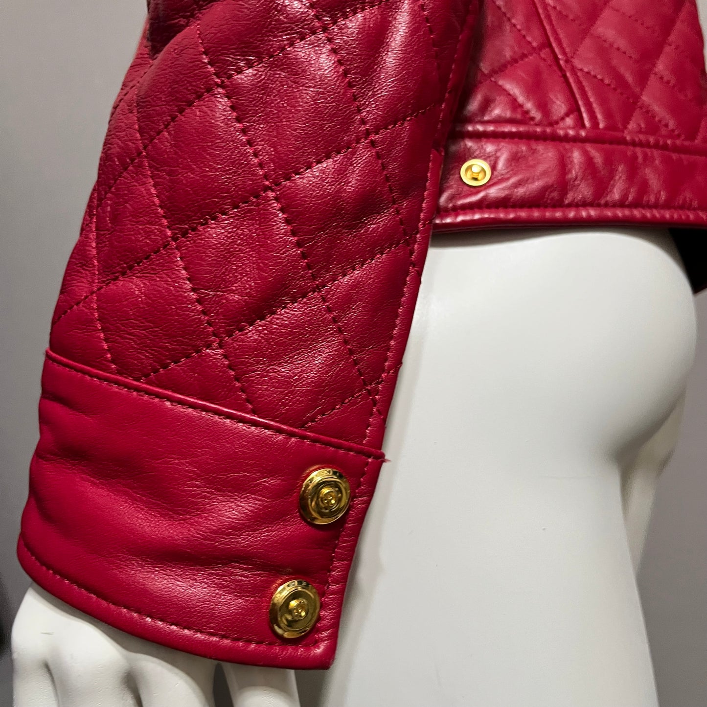 St. John Sport Red Quilted Leather Sz-Small/Medium