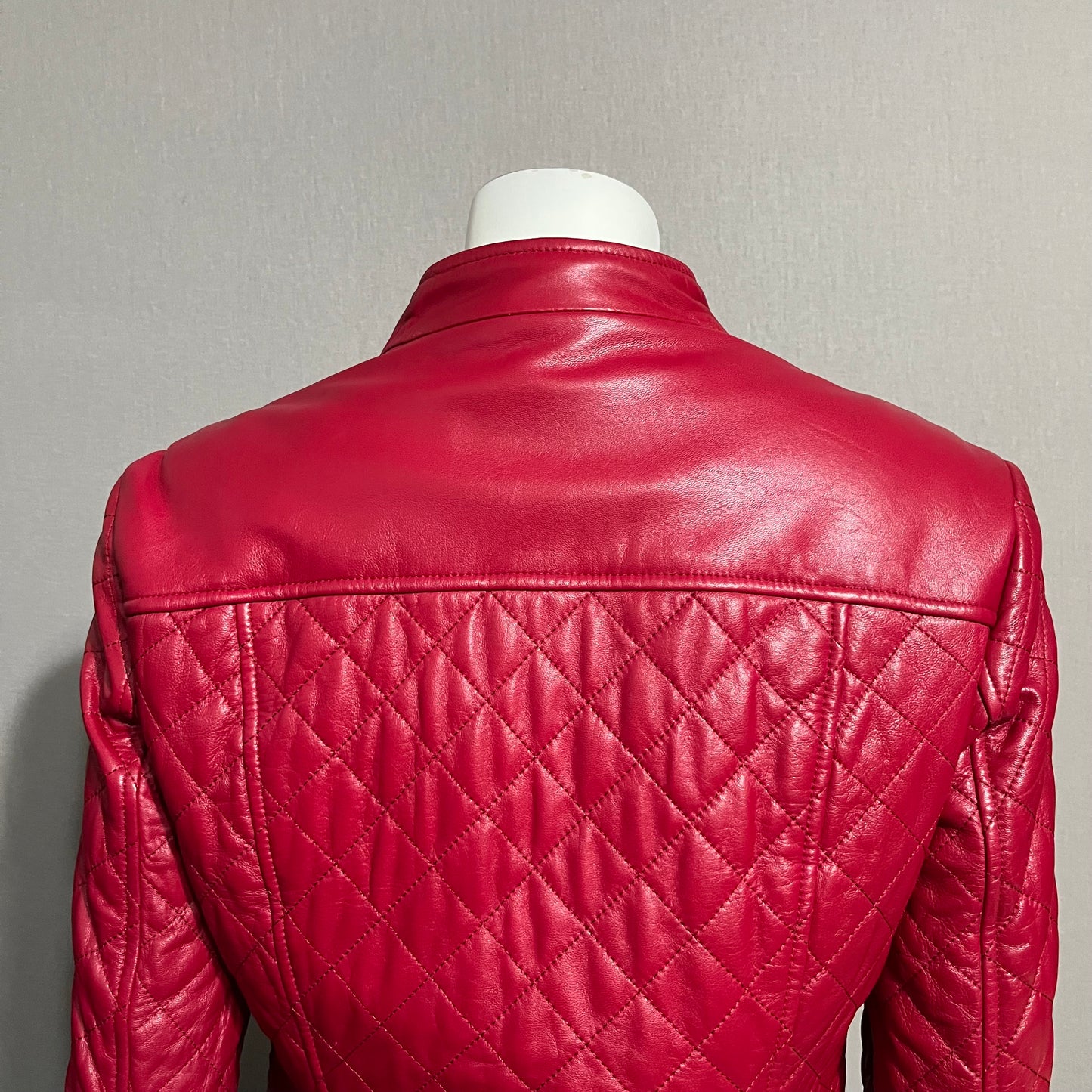 St. John Sport Red Quilted Leather Sz-Small/Medium