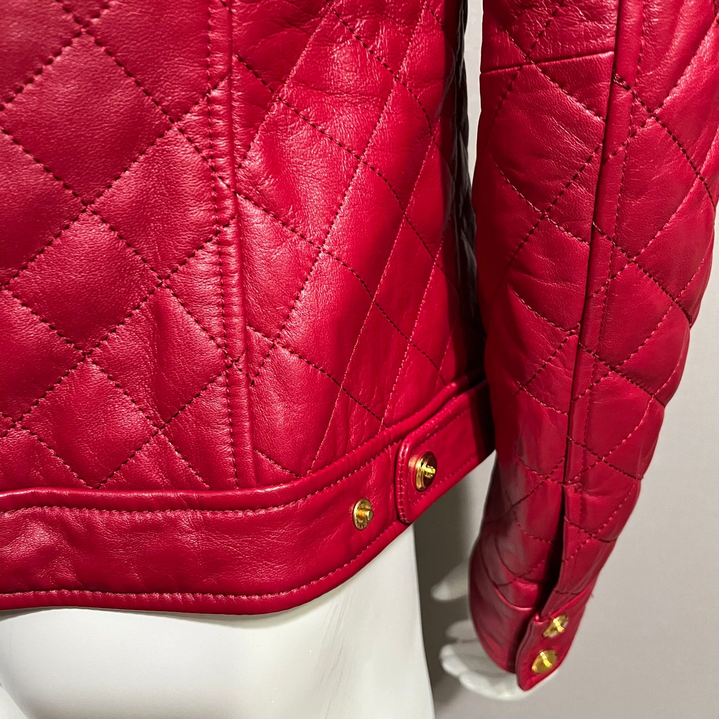 St. John Sport Red Quilted Leather Sz-Small/Medium