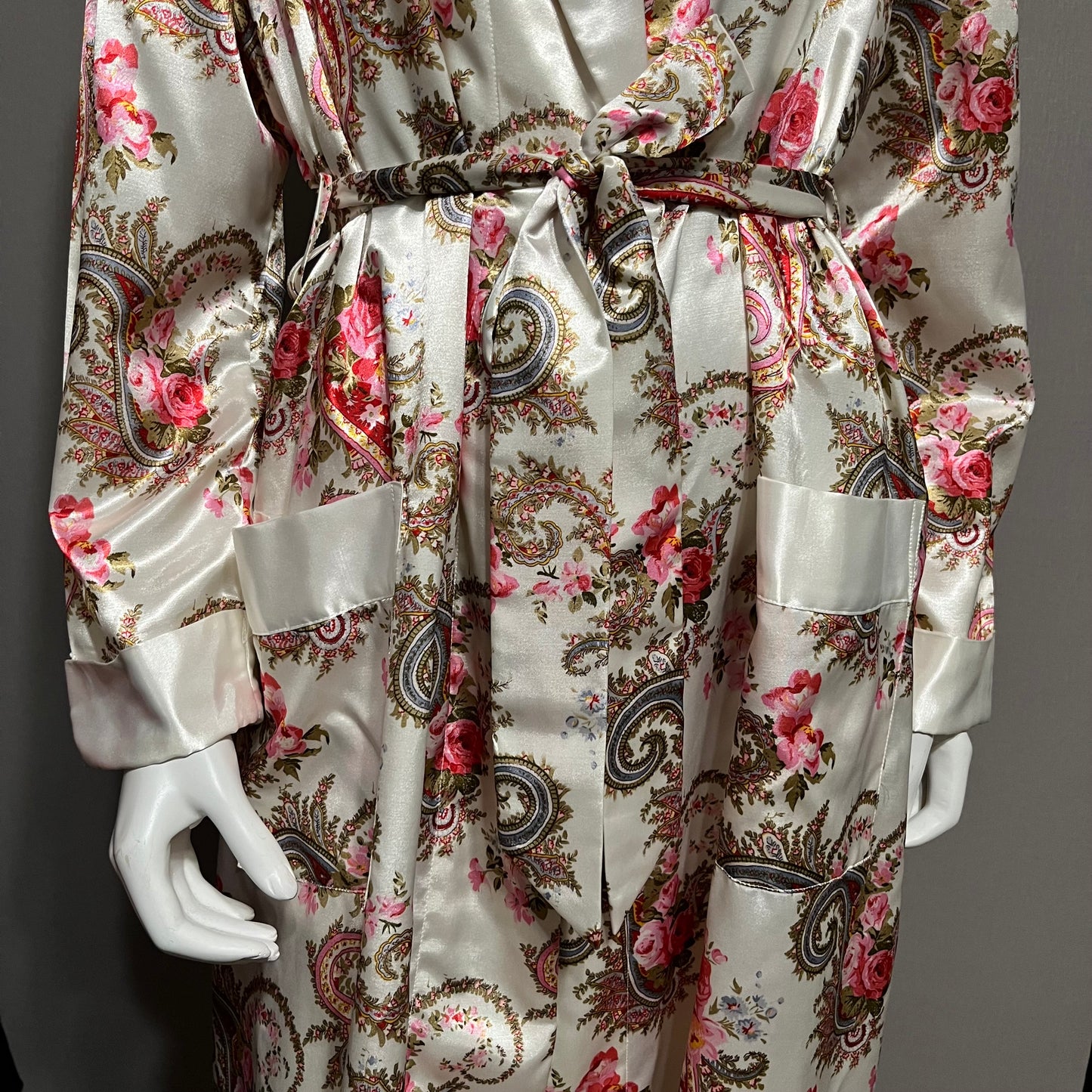 Kathryn Cream Pink Paisley Robe Sz-Large #86