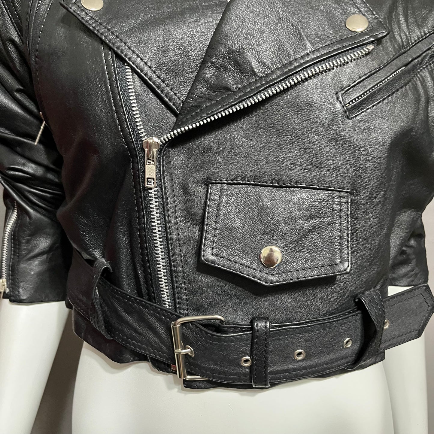 Wilson’s Black Leather Motorcycle Cropped Jacket Sz-Small