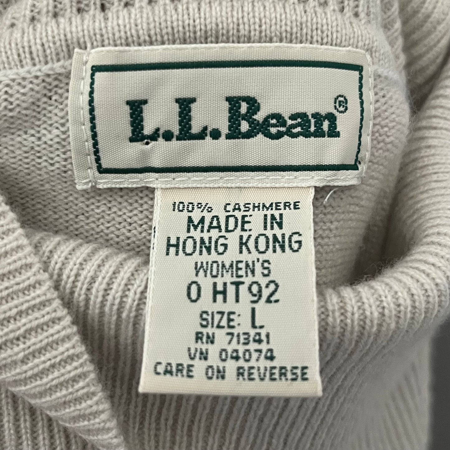 LL Bean 100% Cashmere Oatmeal Turtleneck Sweater Sz-Large