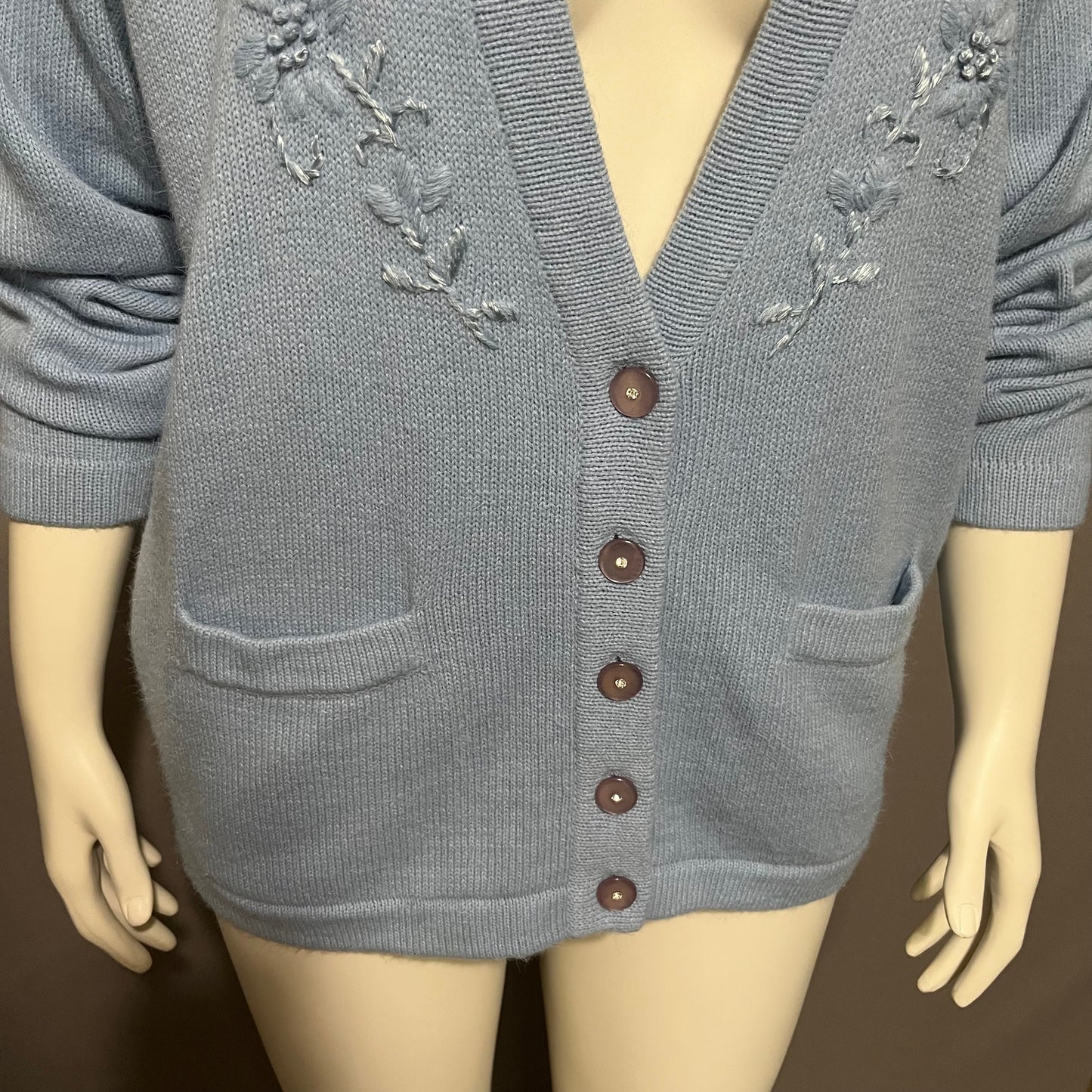 Tan Jay Blue Floral Embroidered Soft Oversized Cardigan Sz-Large