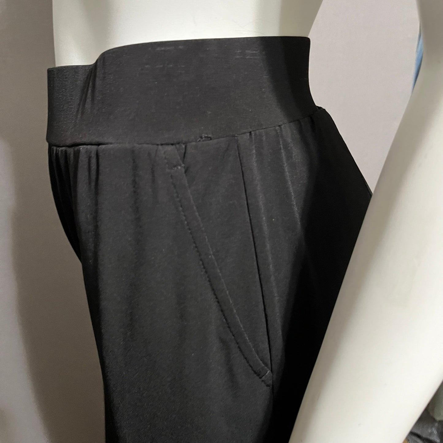 G.I.L.I. Black Pull On Stretch With Side Split Wide Leg Pants Sz-XXSP