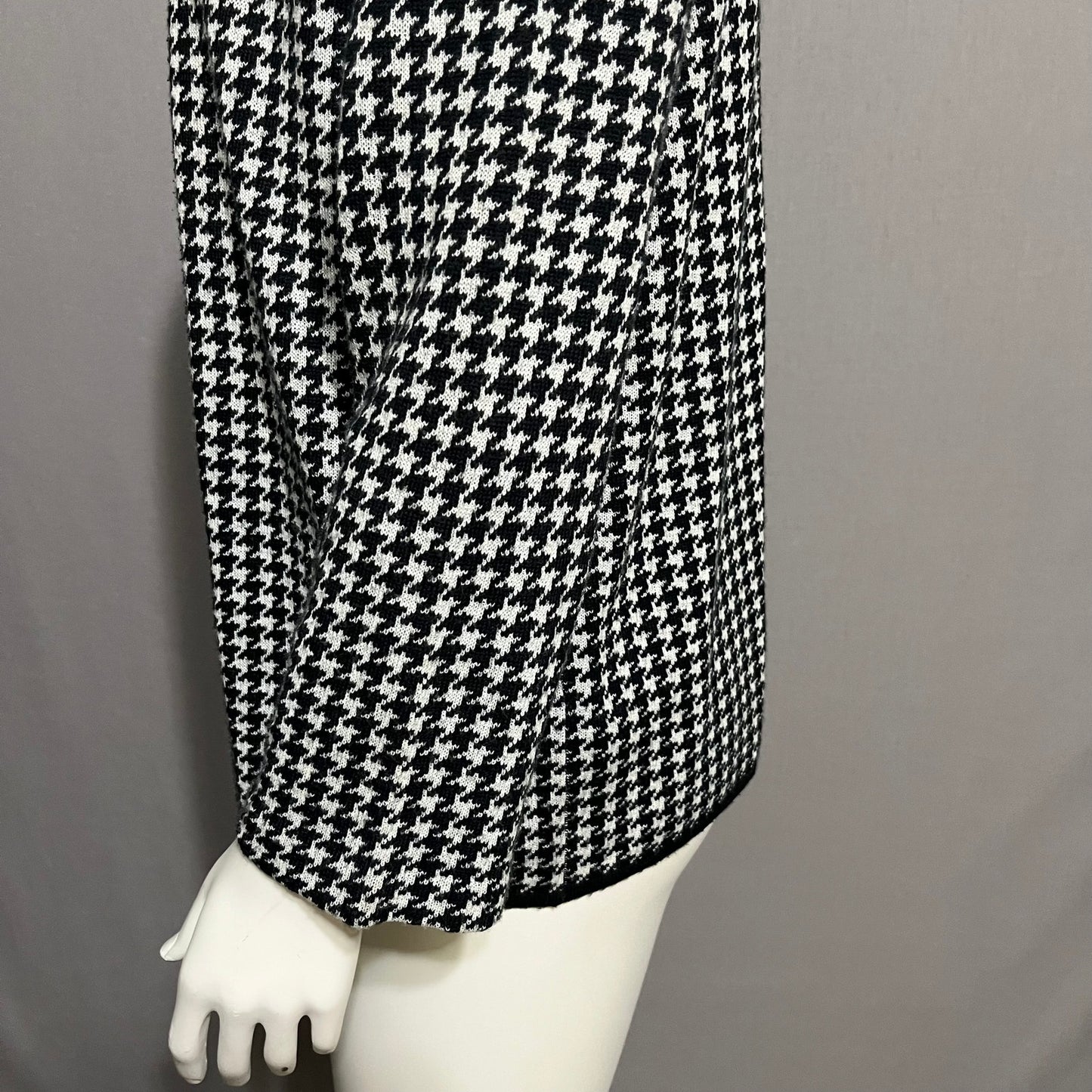 Josephine Chaus Black Houndstooth Open Front Cardigan Sz-Large