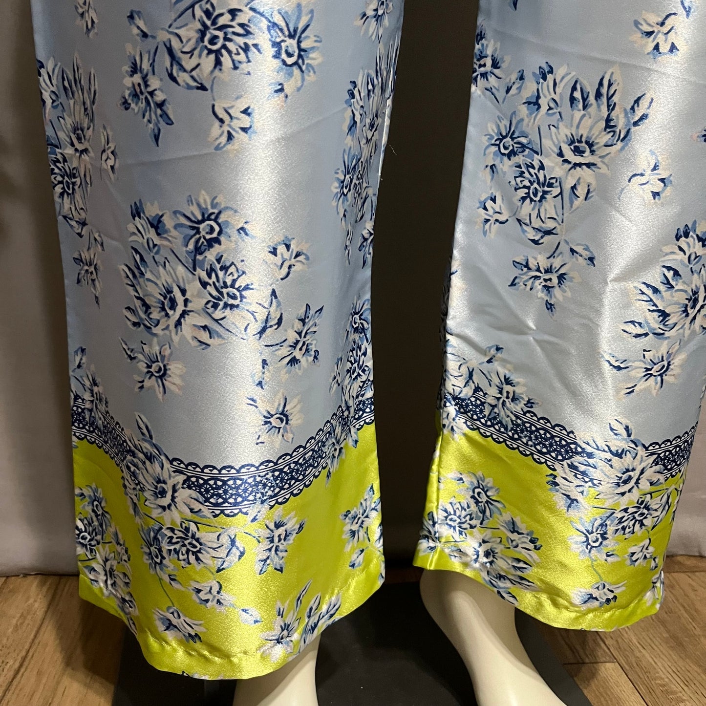 Oscar De La Renta Blue 2 Pc Tank & Satin Floral Pants Pajama Set Sz-1X