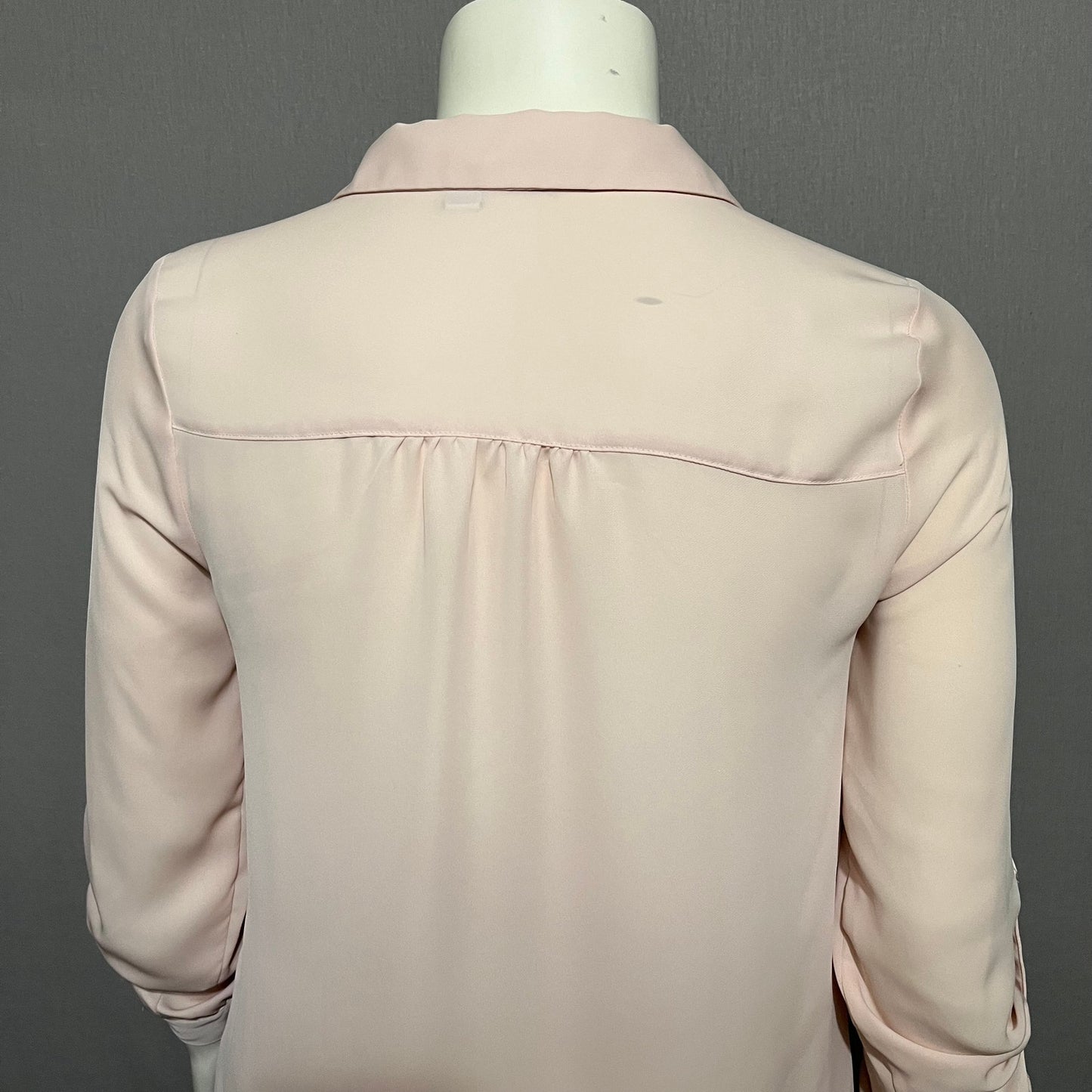 Elle Blush Pink Scalloped Button Front Career Long Sleeve Blouse Sz-Medium