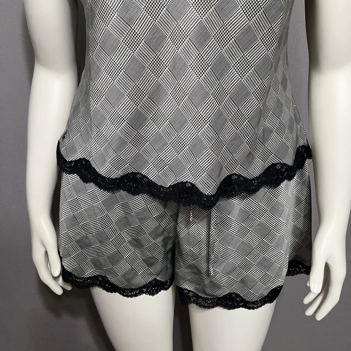 Lauren Ralph Lauren Houndstooth Lace Satin 2 Pc Short Pajama Set Sz-Large