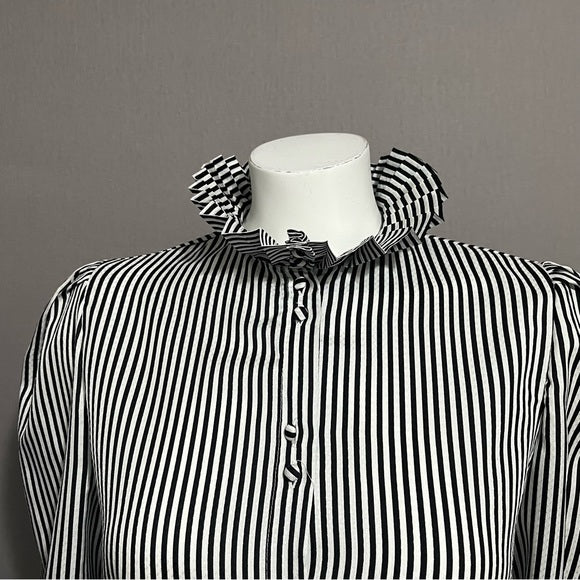 Vintage Blouseworks Black White Striped Pleated Collar Sz- Medium