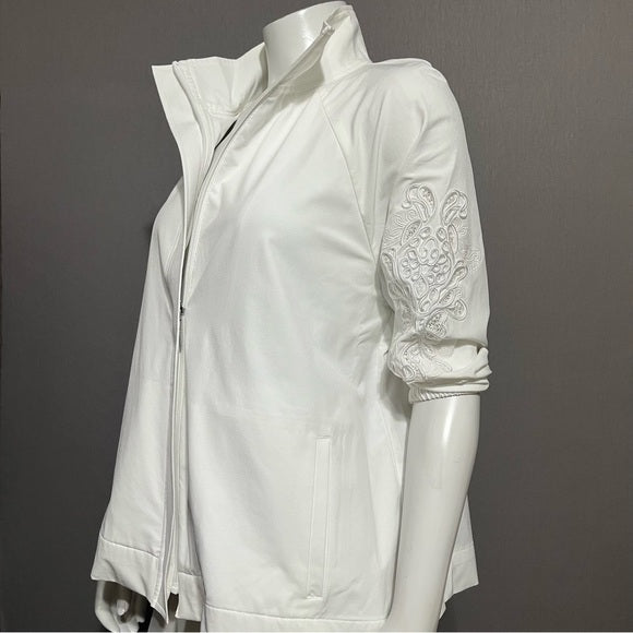 Chico’s White Embroidered Sleeve Lightweight Rain Jacket Sz-12/14